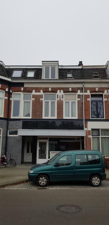 show all photos of Voortsweg
