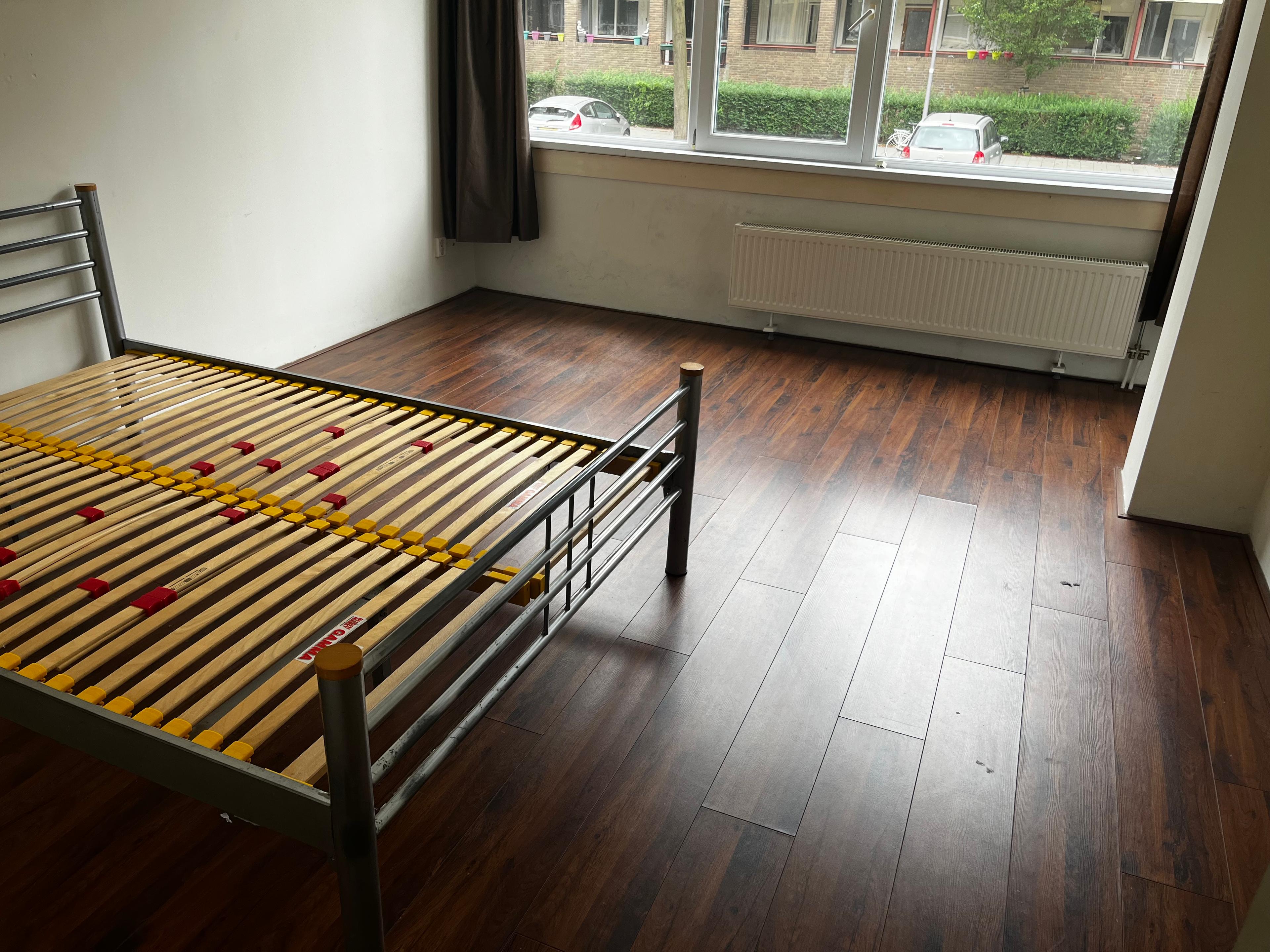 show all photos of Krabbendijkestraat