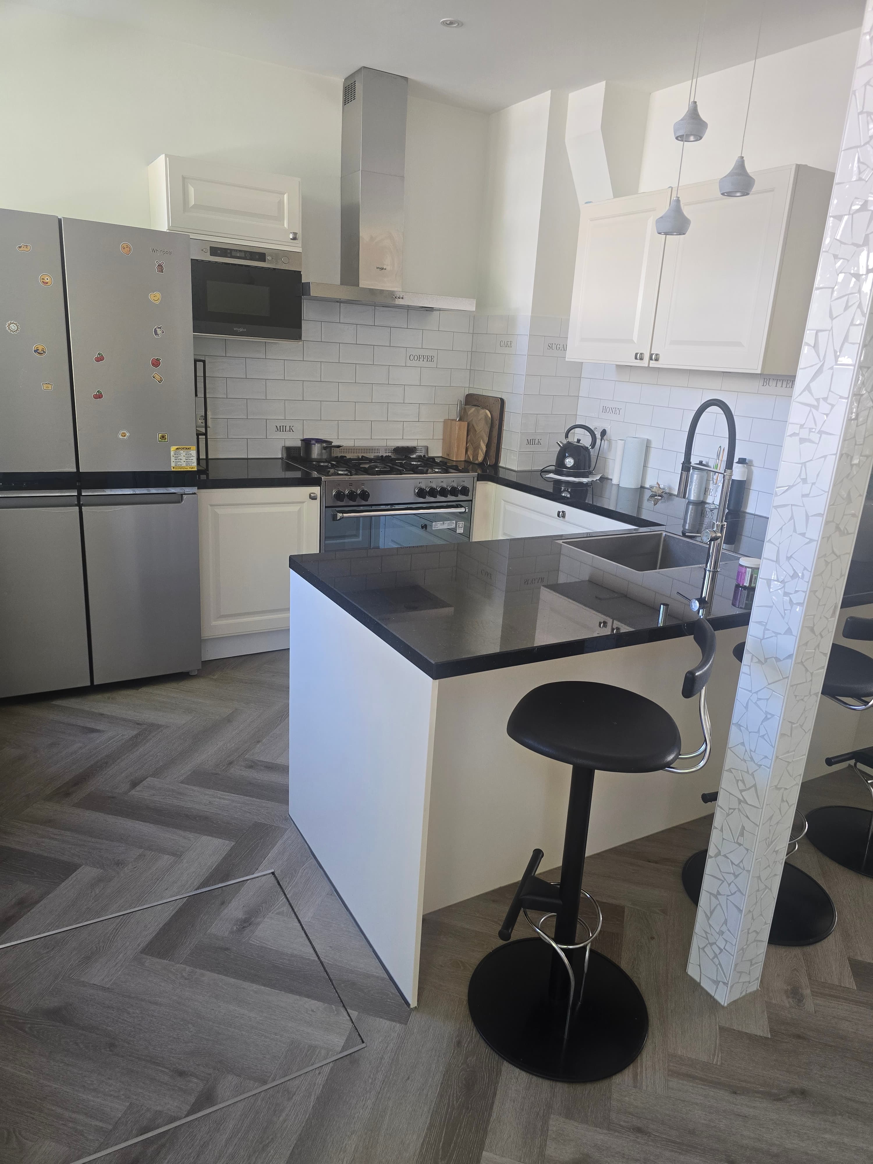 show all photos of Koningin Wilhelminalaan