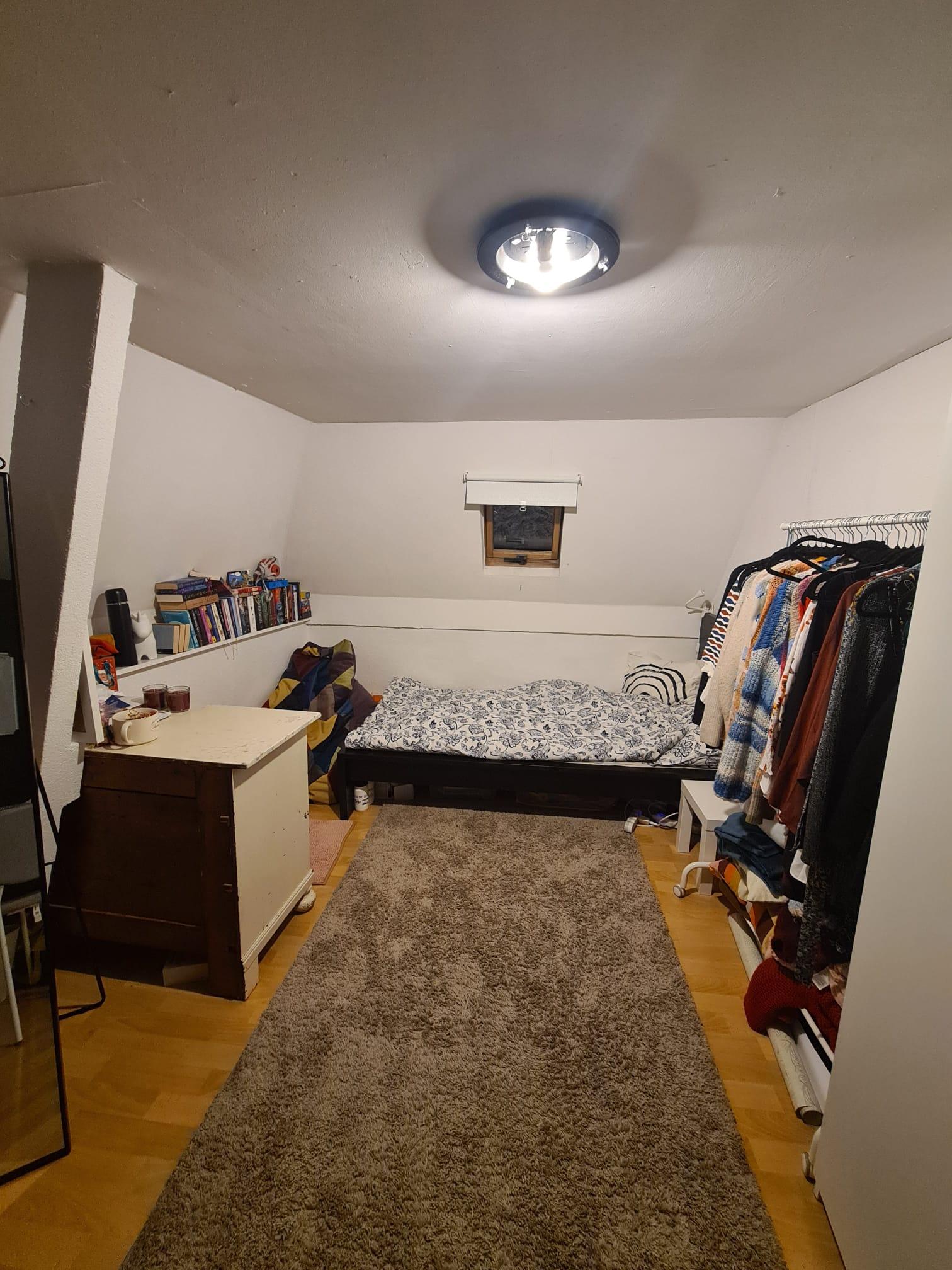 show all photos of Jan Pieterszoon Coenstraat