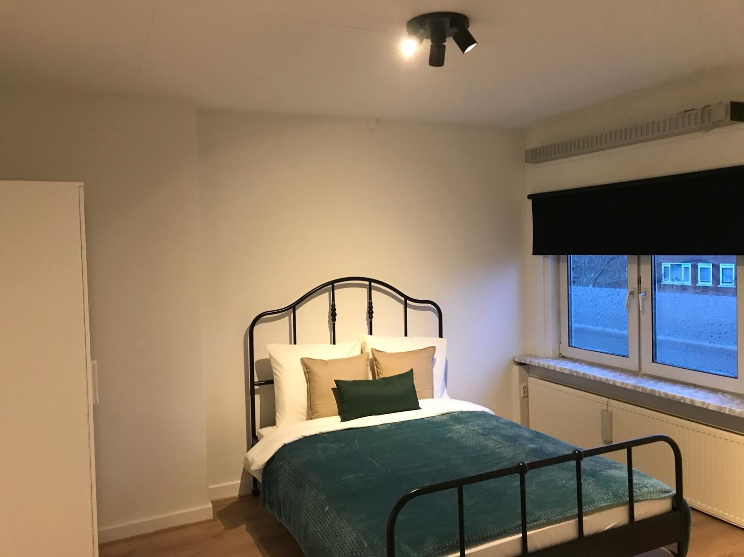 show all photos of Pleinweg