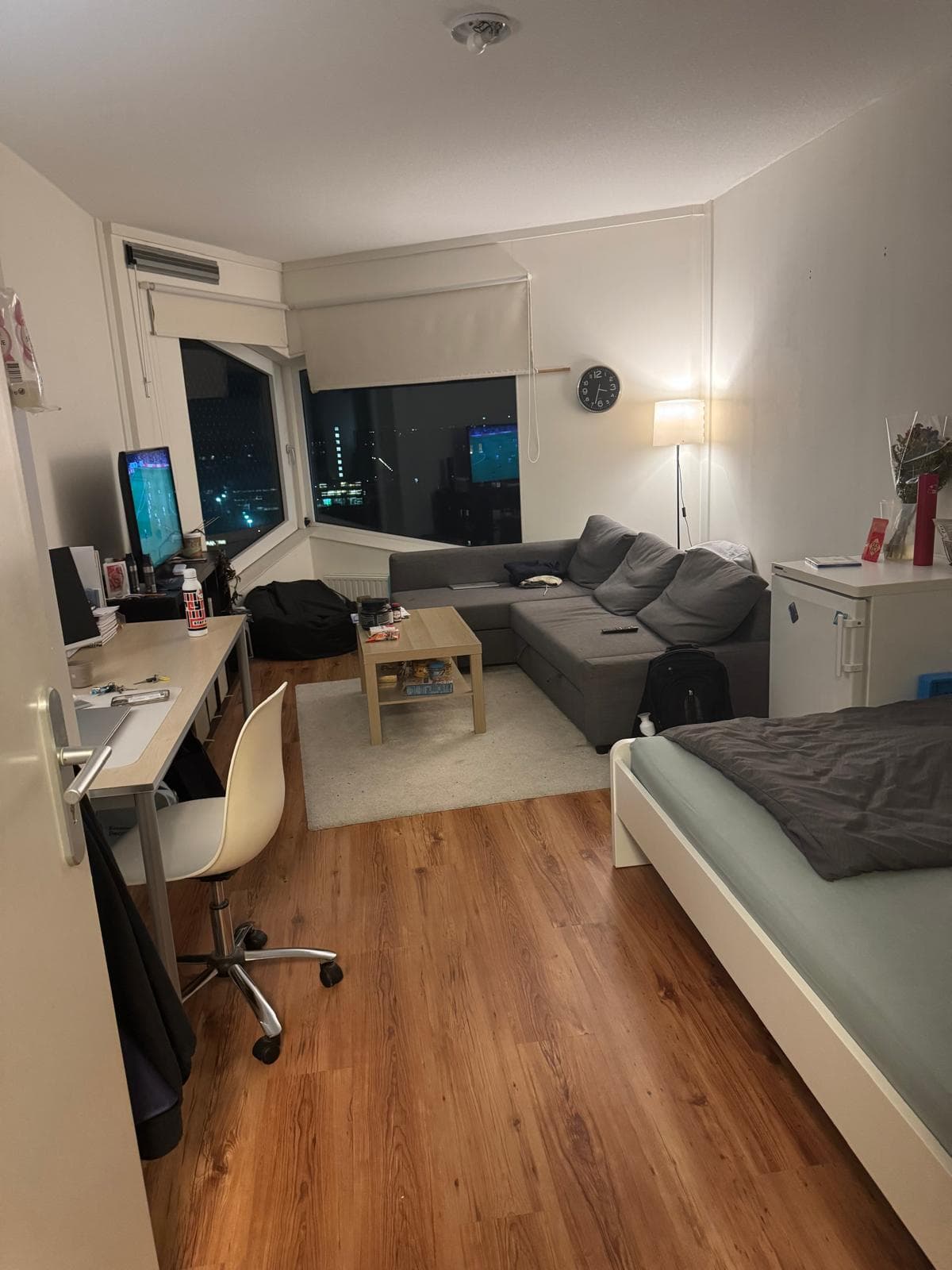 show all photos of Balthasar van der Polweg