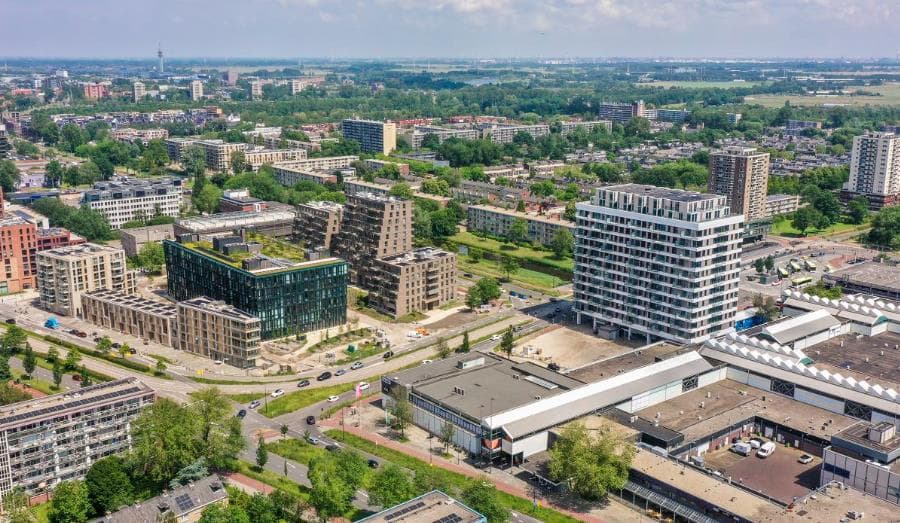 show all photos of Azieweg