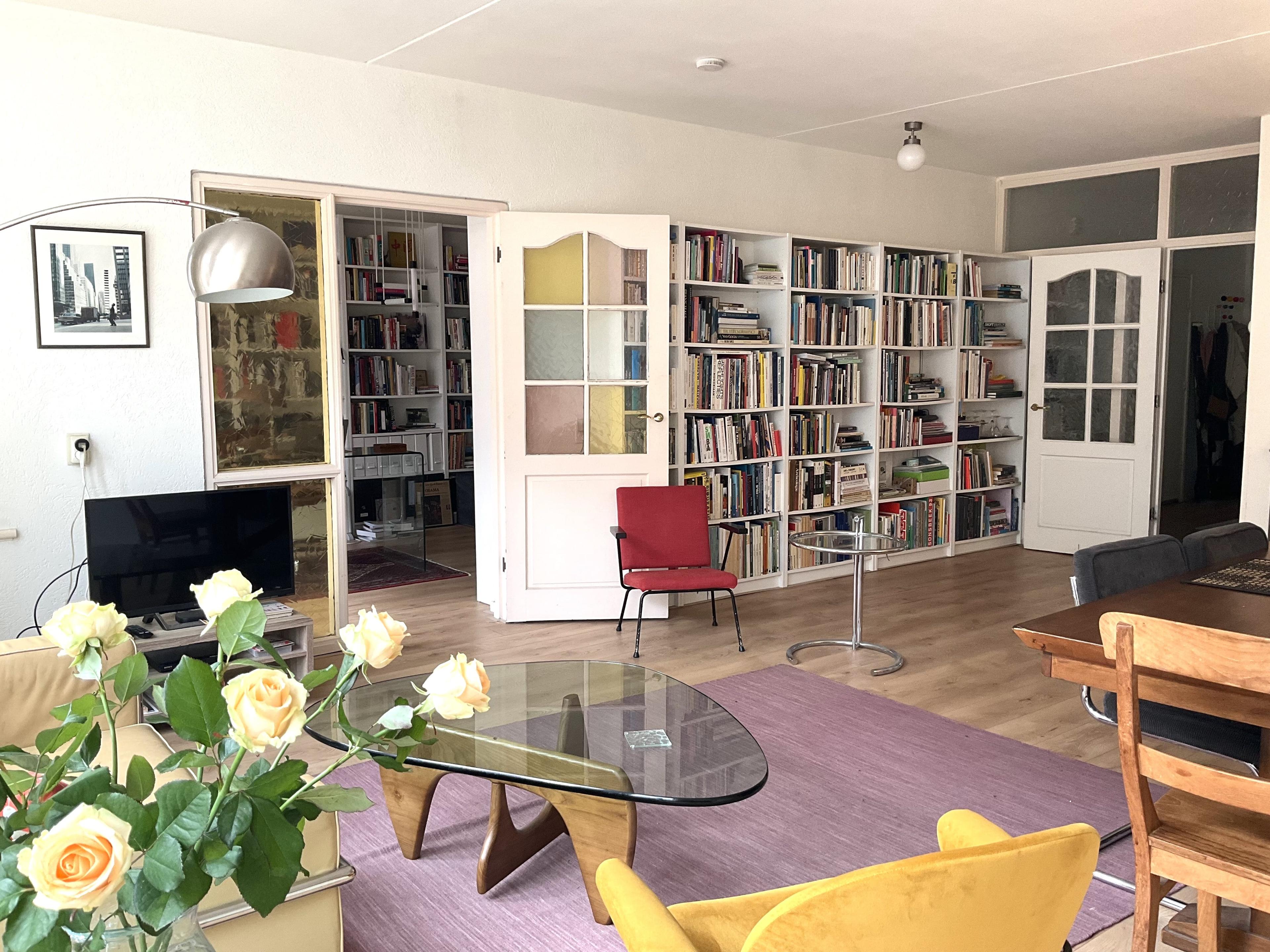 show all photos of Lindenstraat