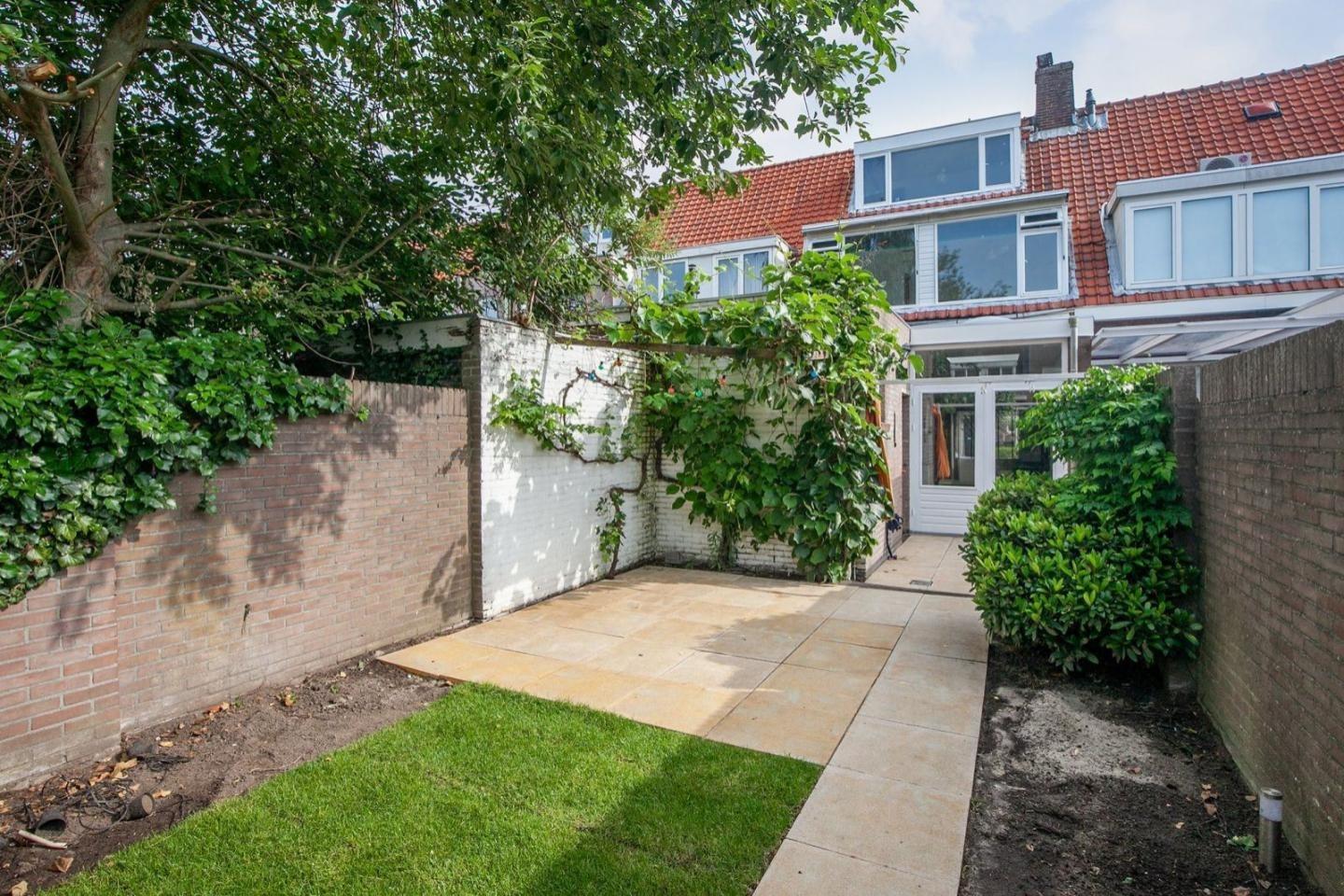 show all photos of Bilderdijkstraat