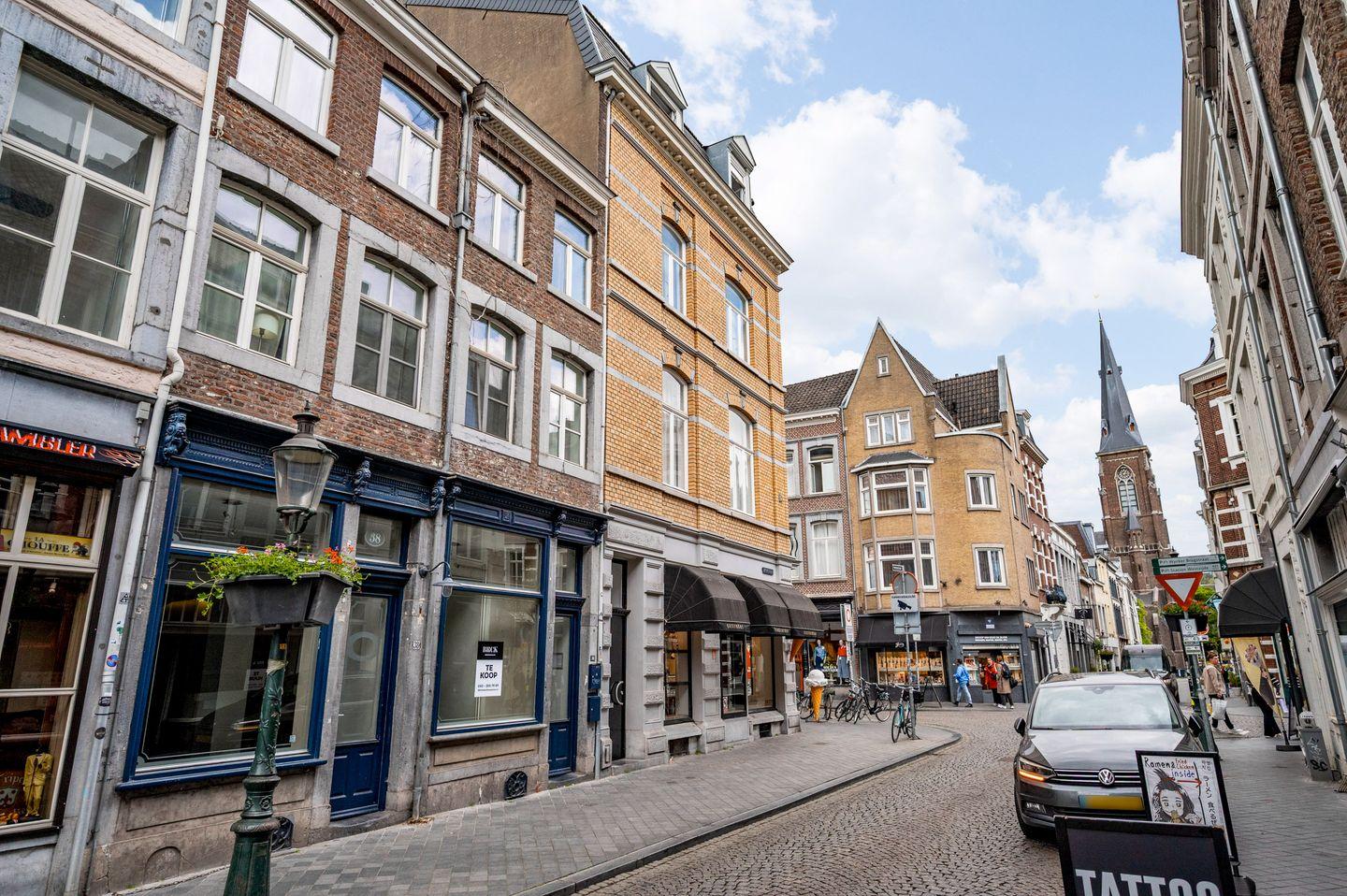 show all photos of Rechtstraat