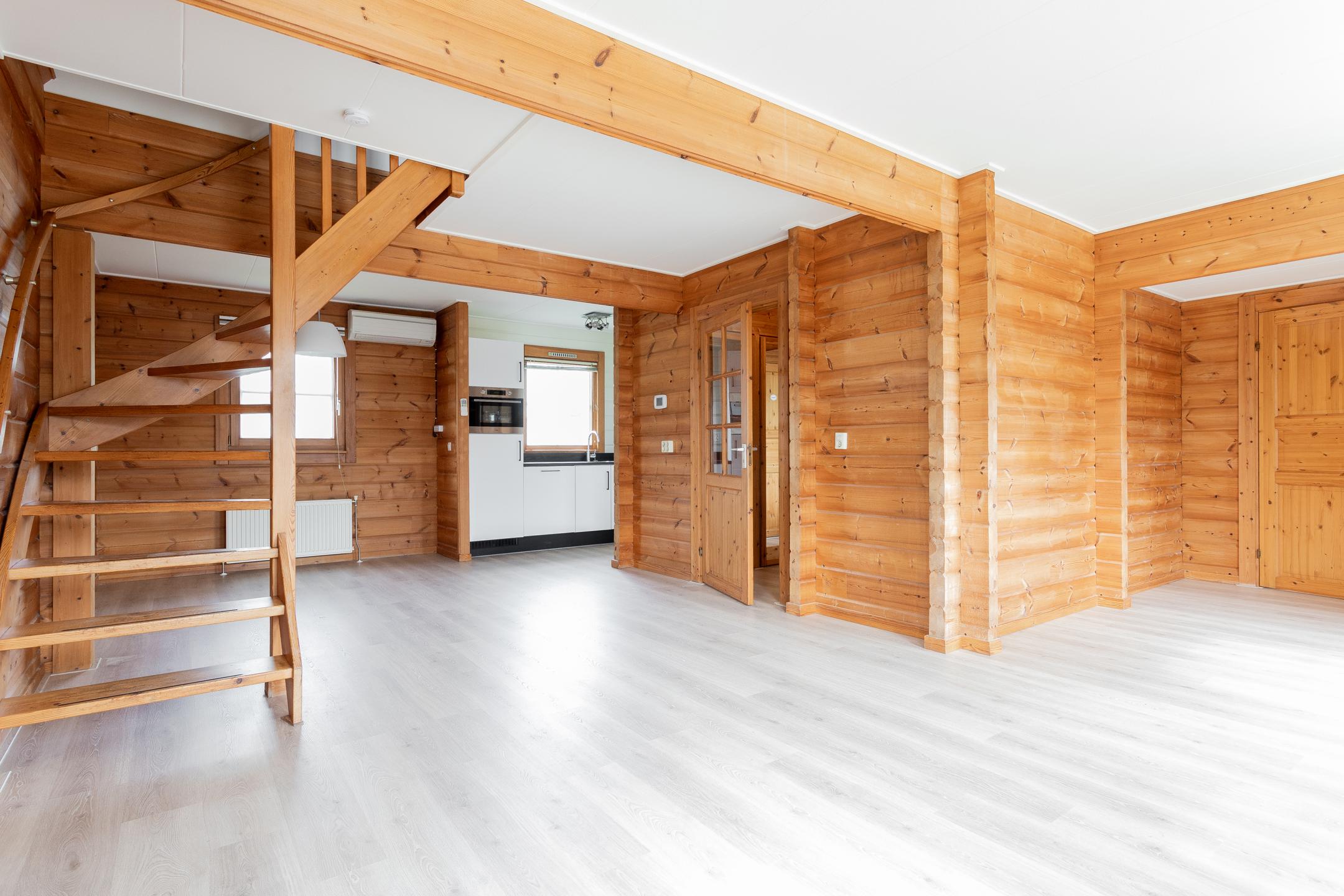 show all photos of Oeverlanden