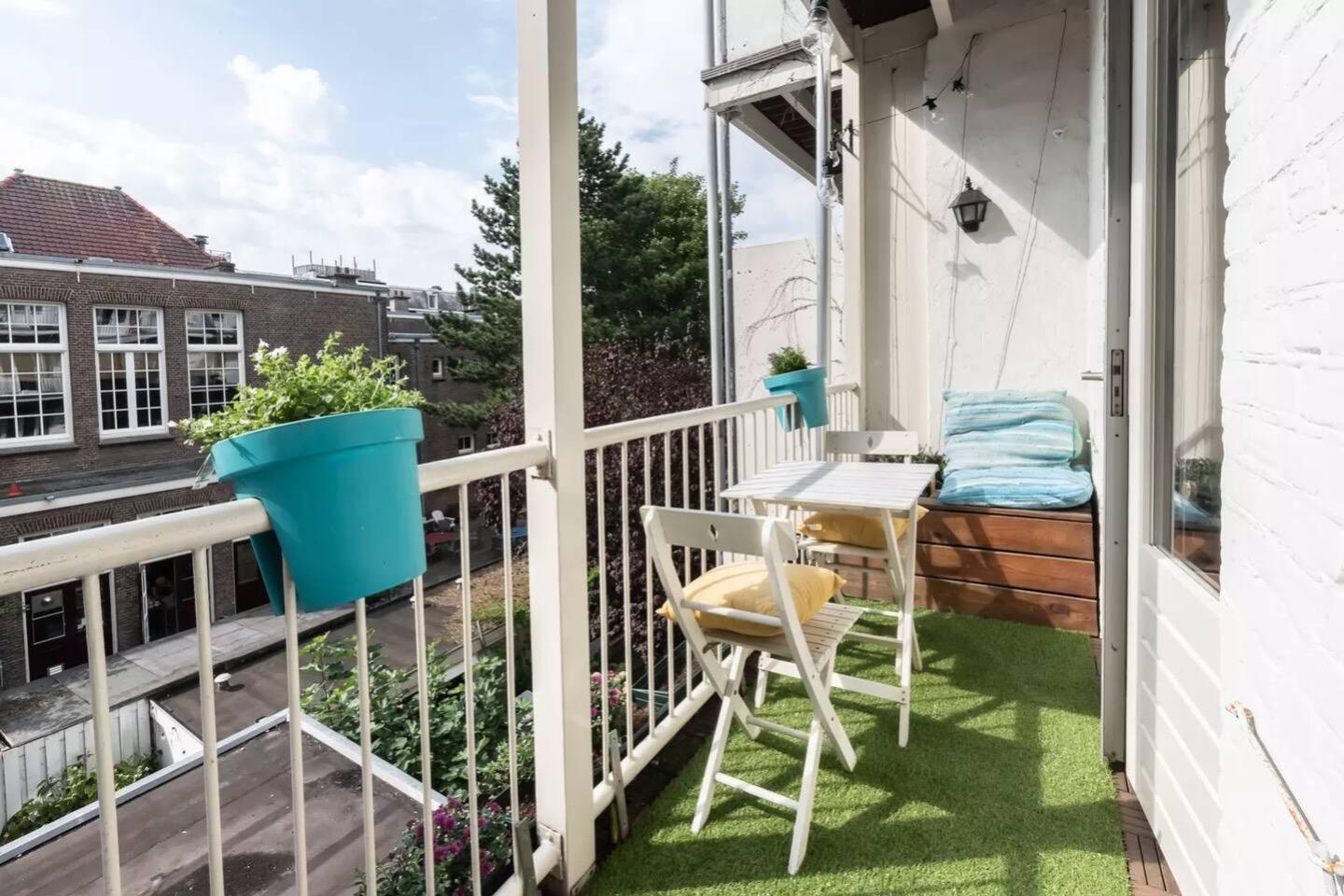 show all photos of Van der Hoopstraat