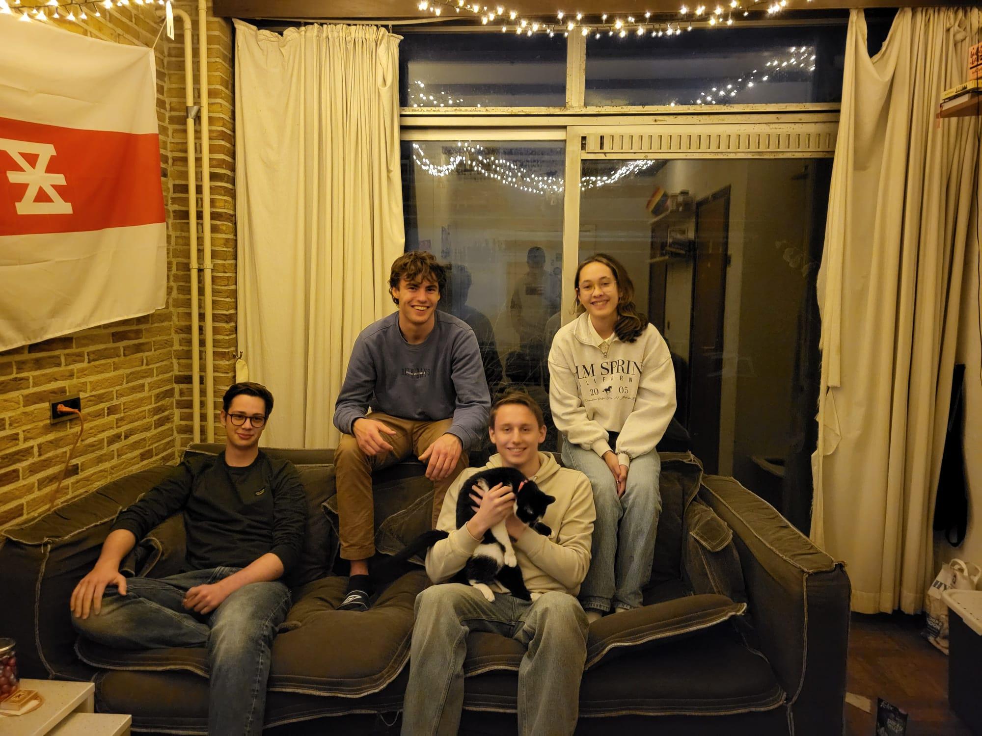 show all photos of Deurningerstraat