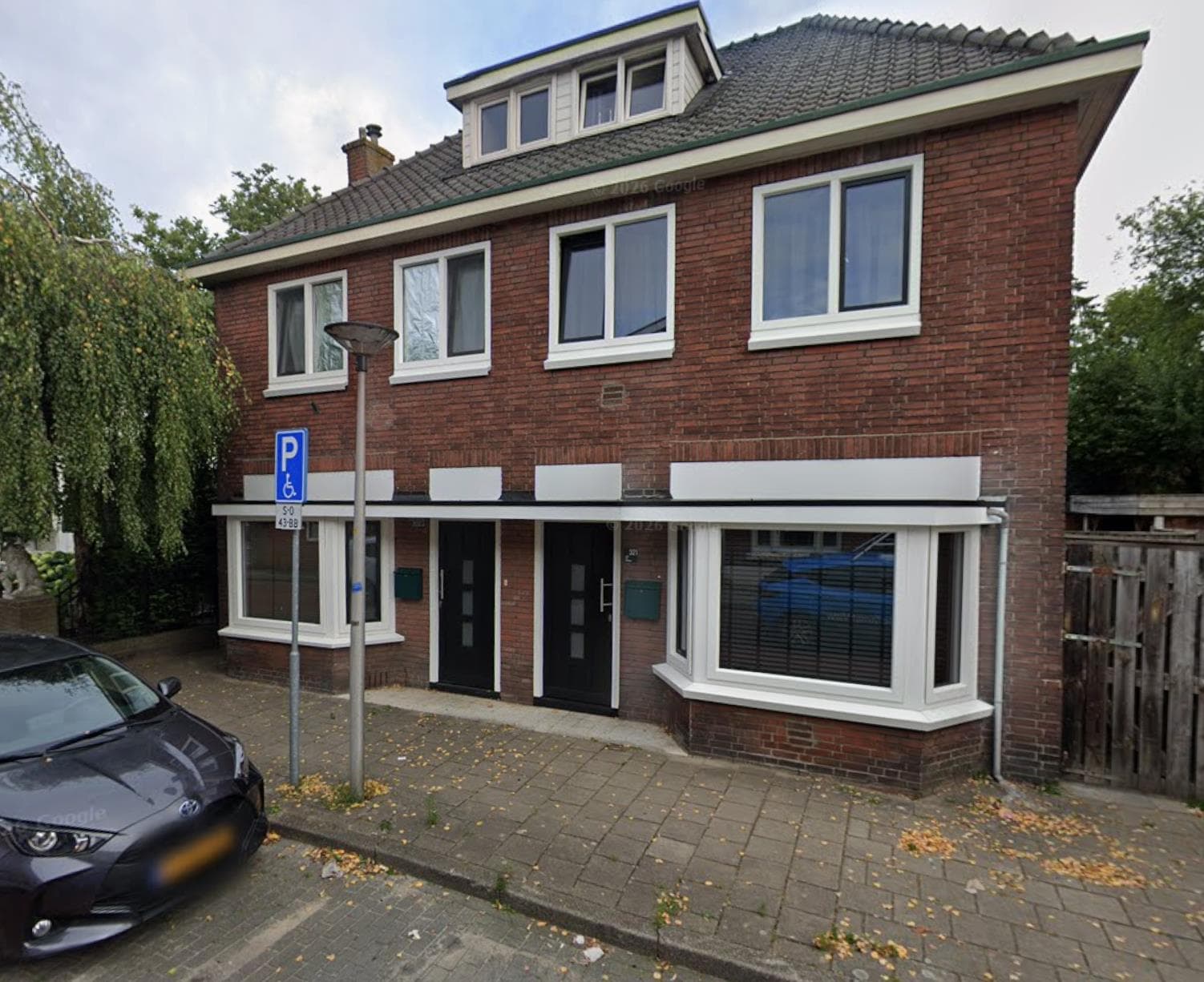 show all photos of Lipperkerkstraat