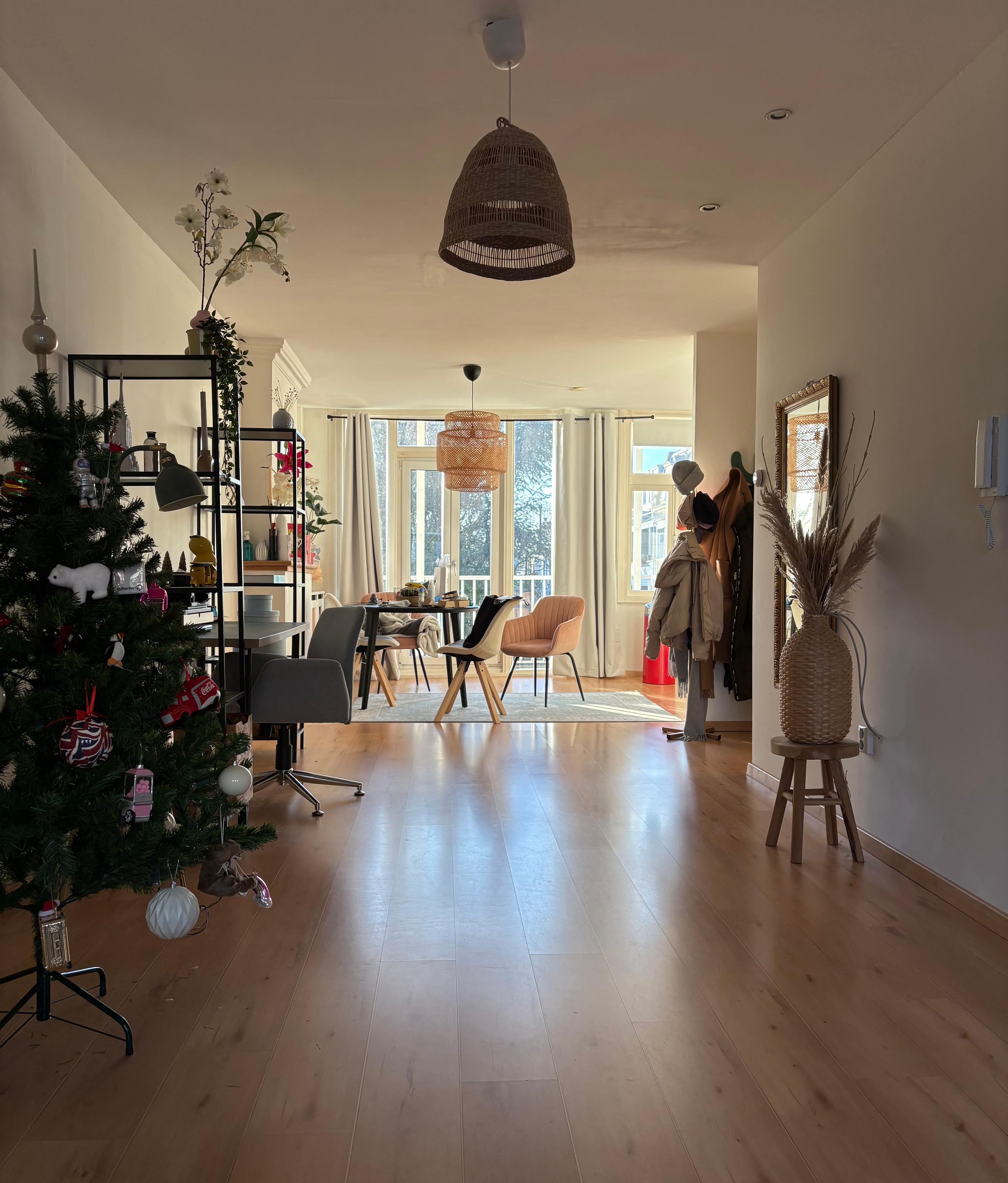 show all photos of Tweede Sweelinckstraat