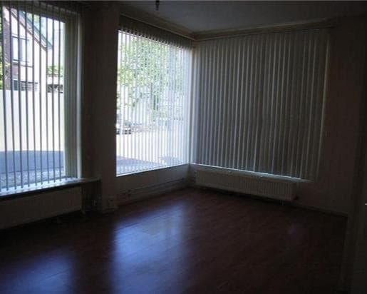 show all photos of Sumatralaan