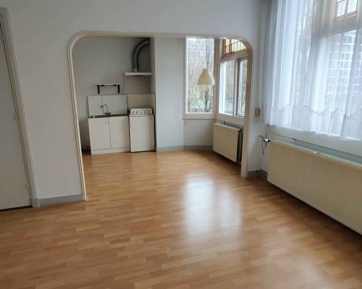 show all photos of Schenkkade