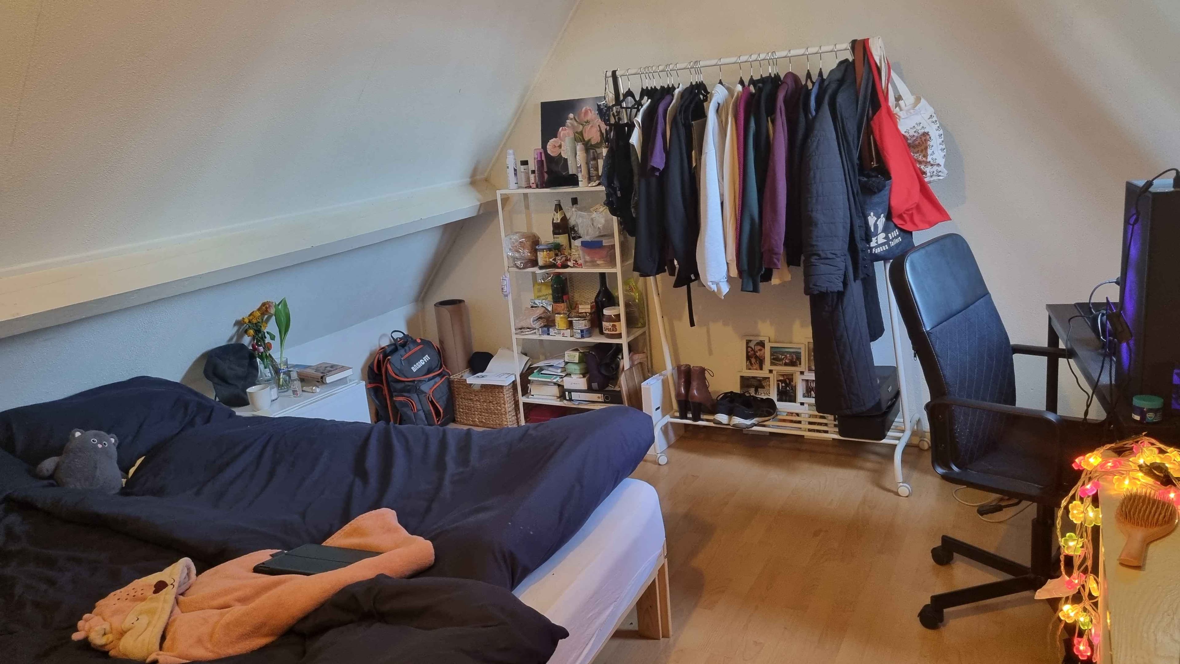 show all photos of Van der Doesstraat