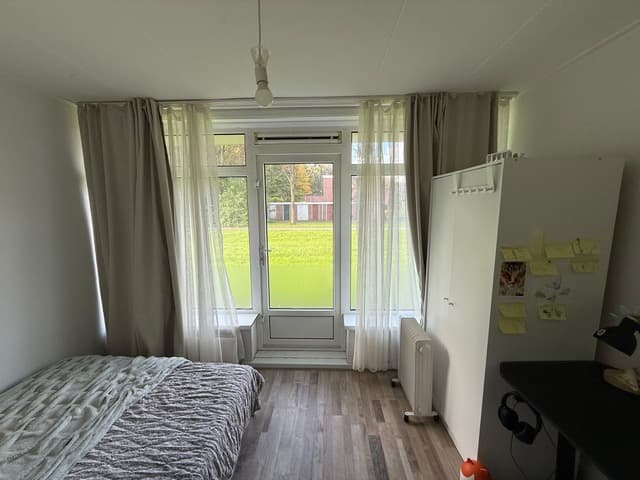 show all photos of Dickensstraat