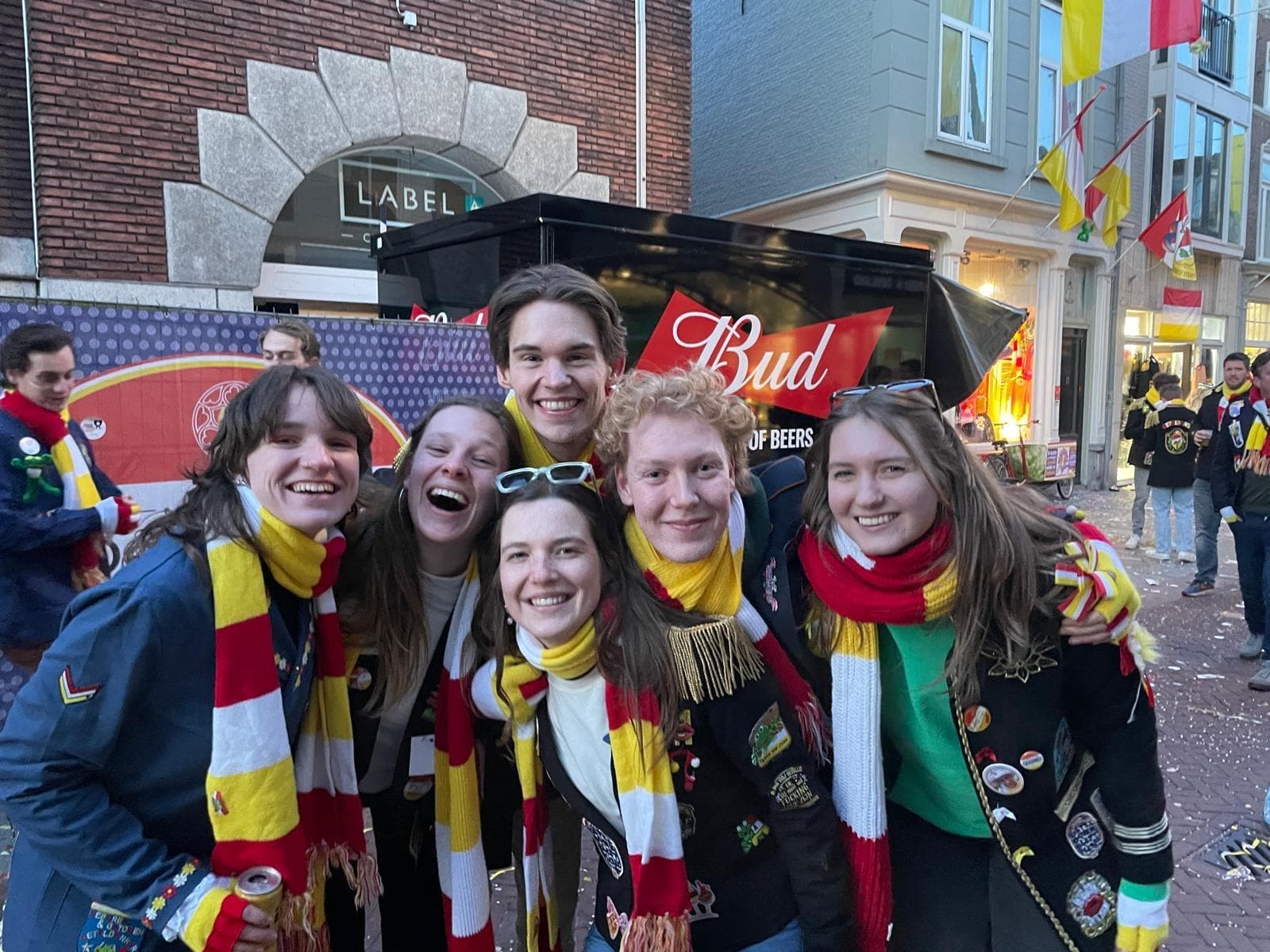 show all photos of E. du Perronlaan