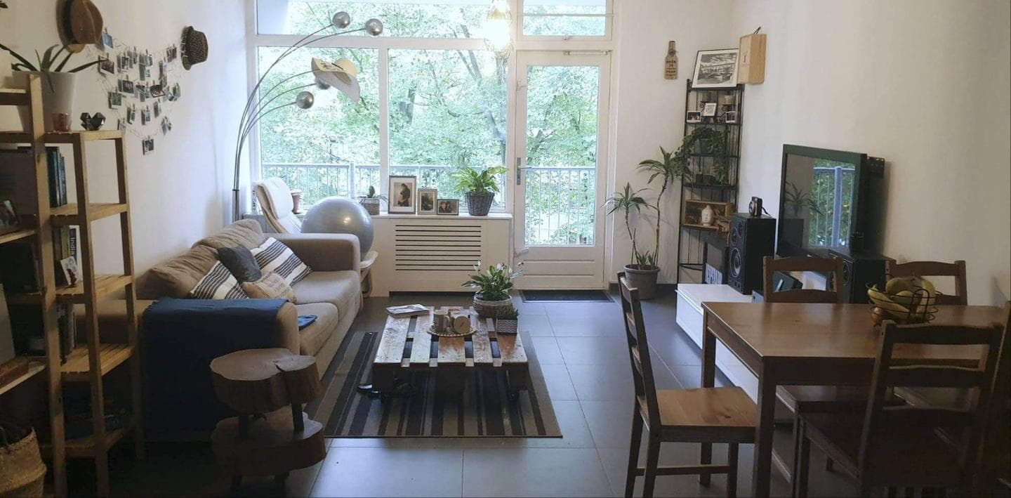 show all photos of Amerbos