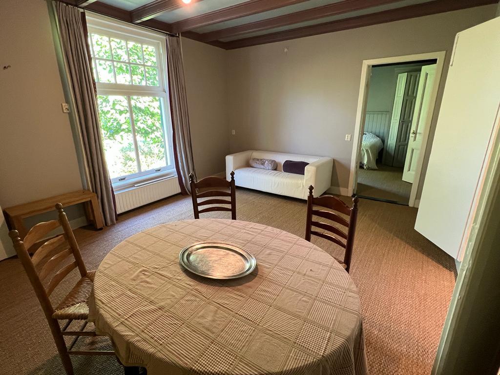 show all photos of Rijksstraatweg