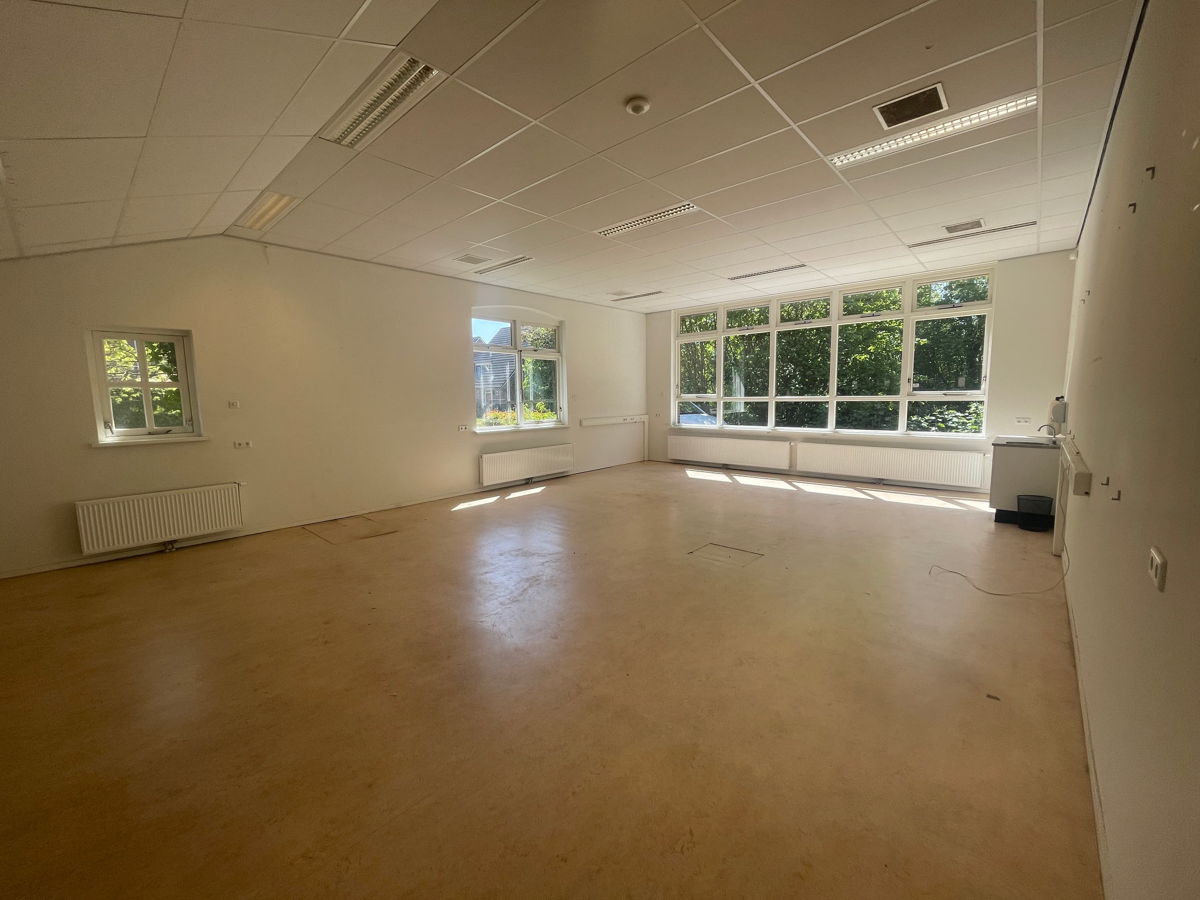show all photos of Zuiderweg