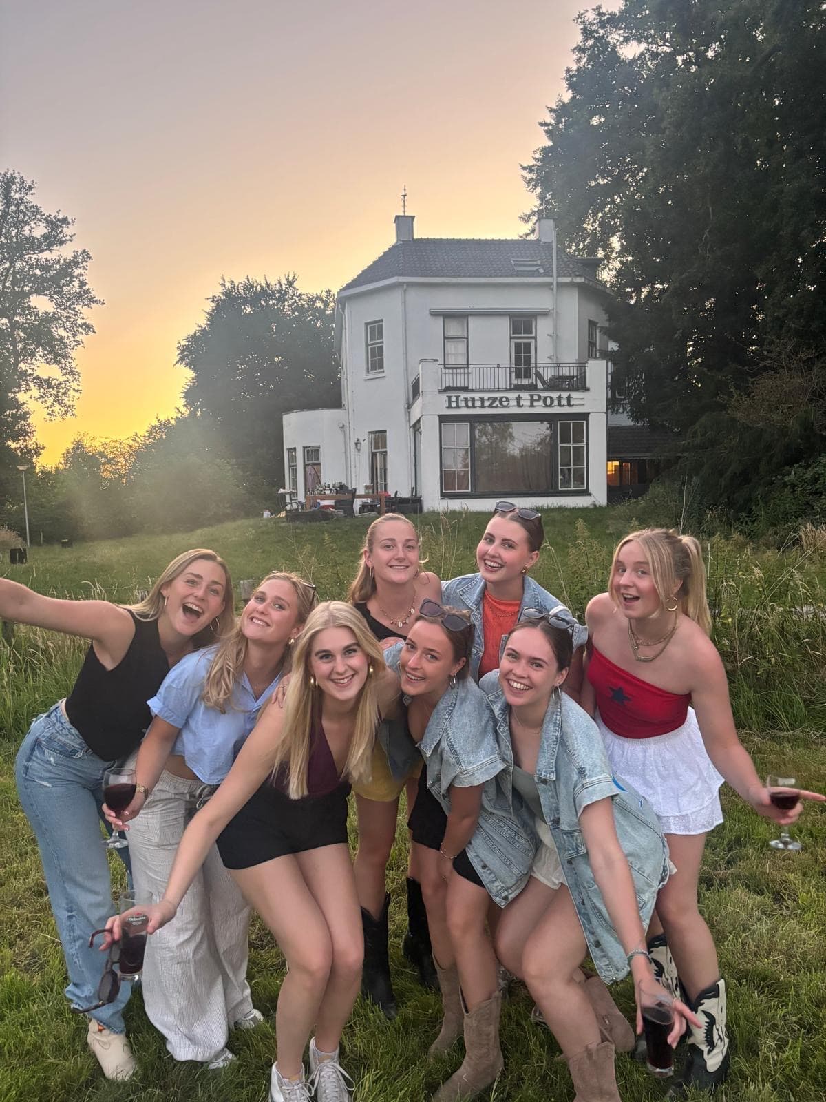 show all photos of Korte Hengelosestraat