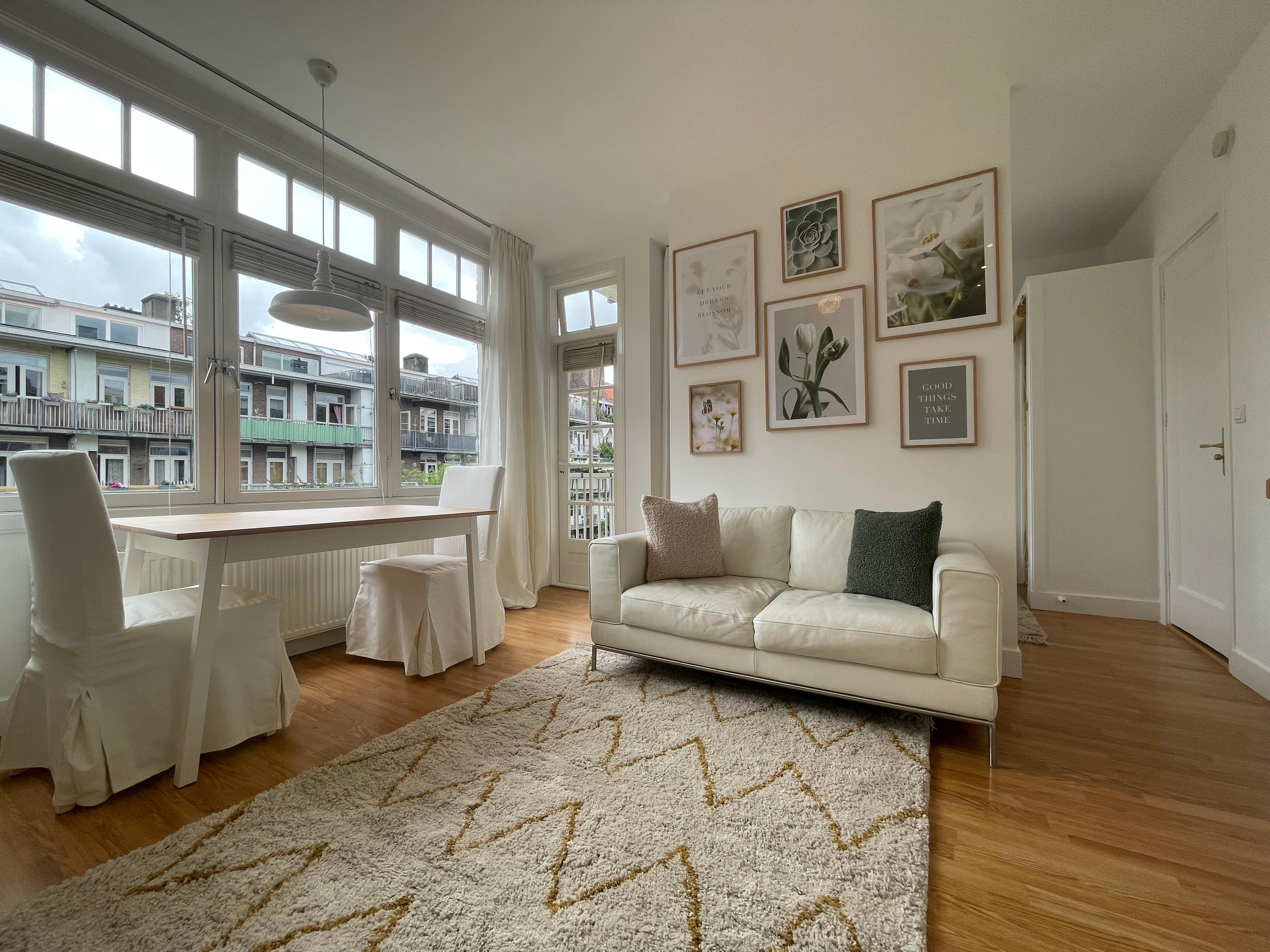 show all photos of Legmeerstraat