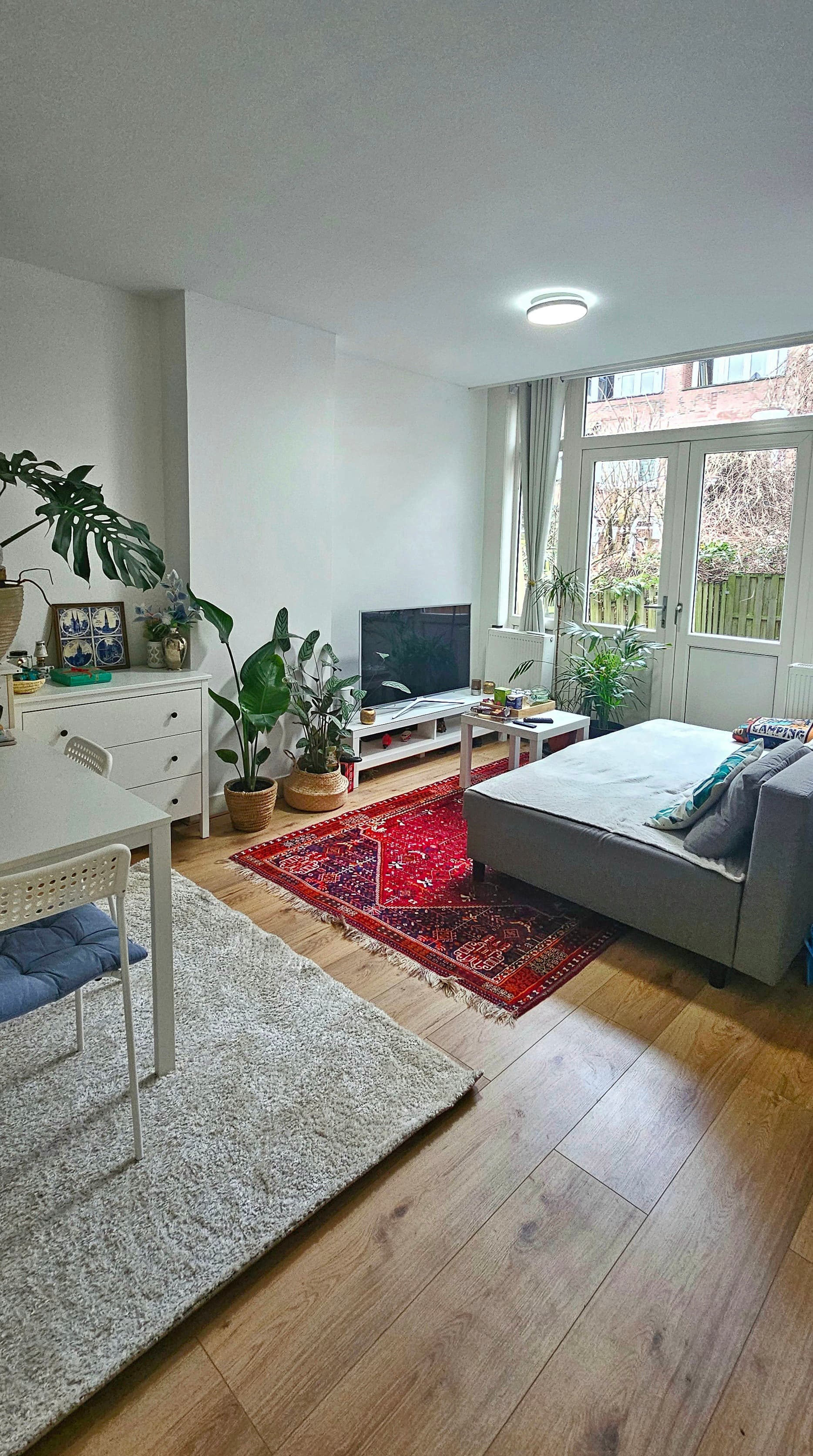 show all photos of Moerkerkestraat