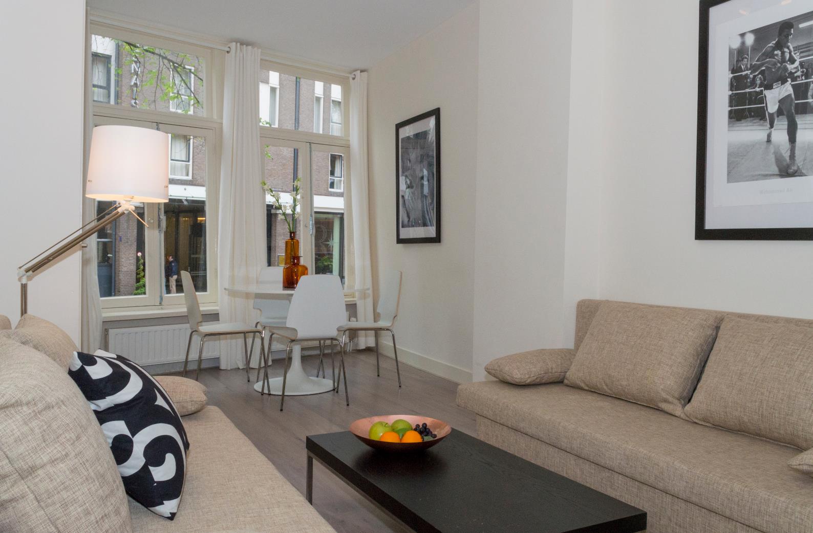 show all photos of Stromarkt