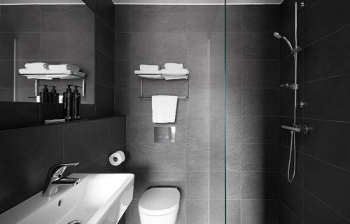 show all photos of Stationsweg