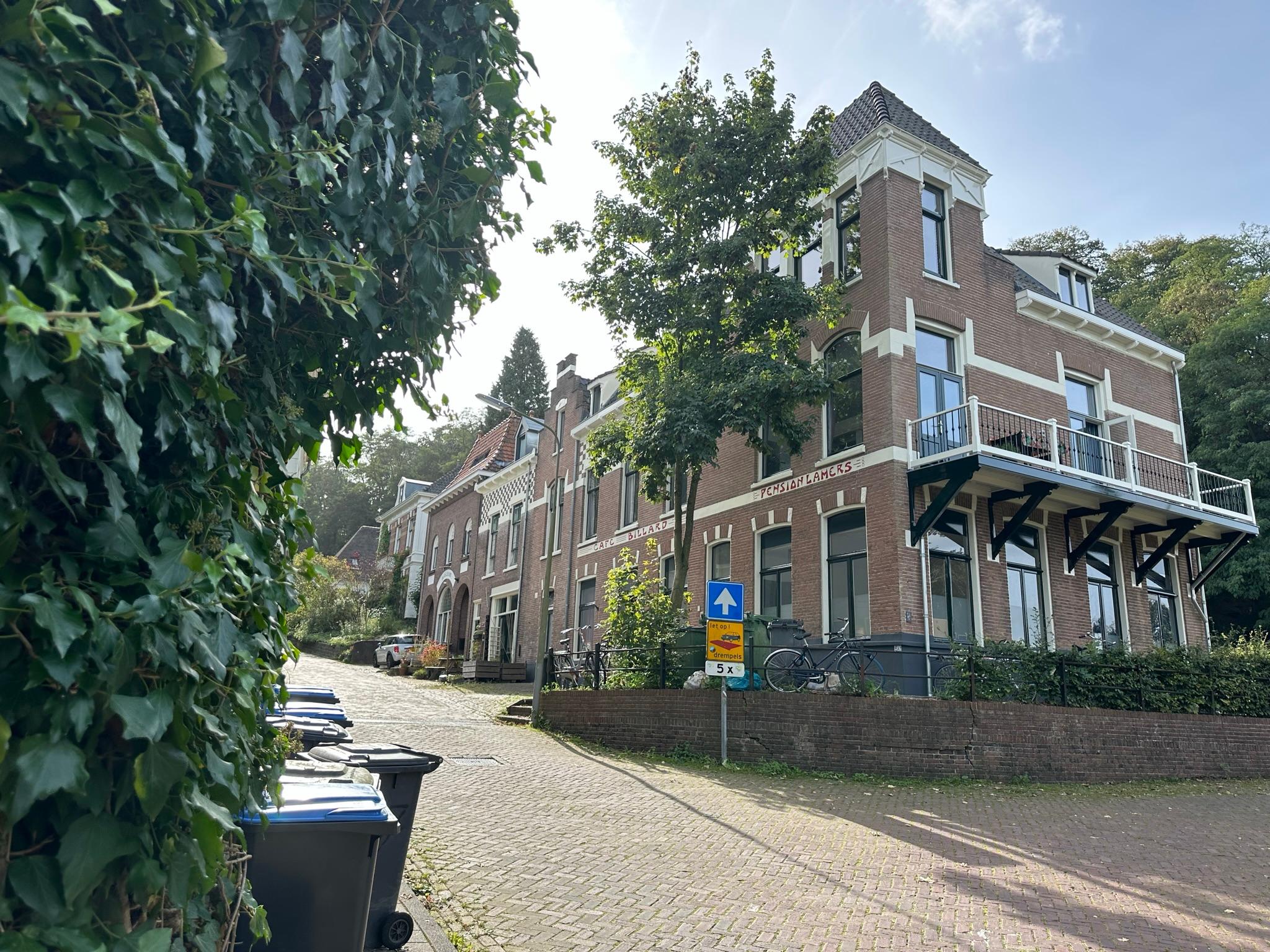 show all photos of Ubbergse Holleweg