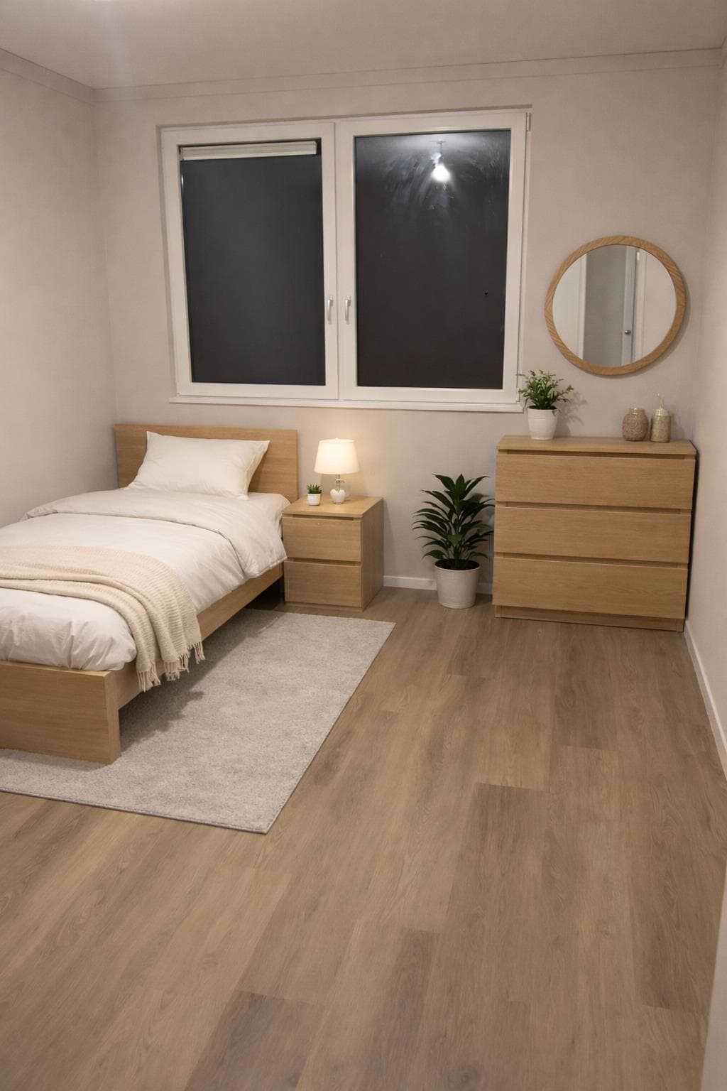 show all photos of Hoekenes