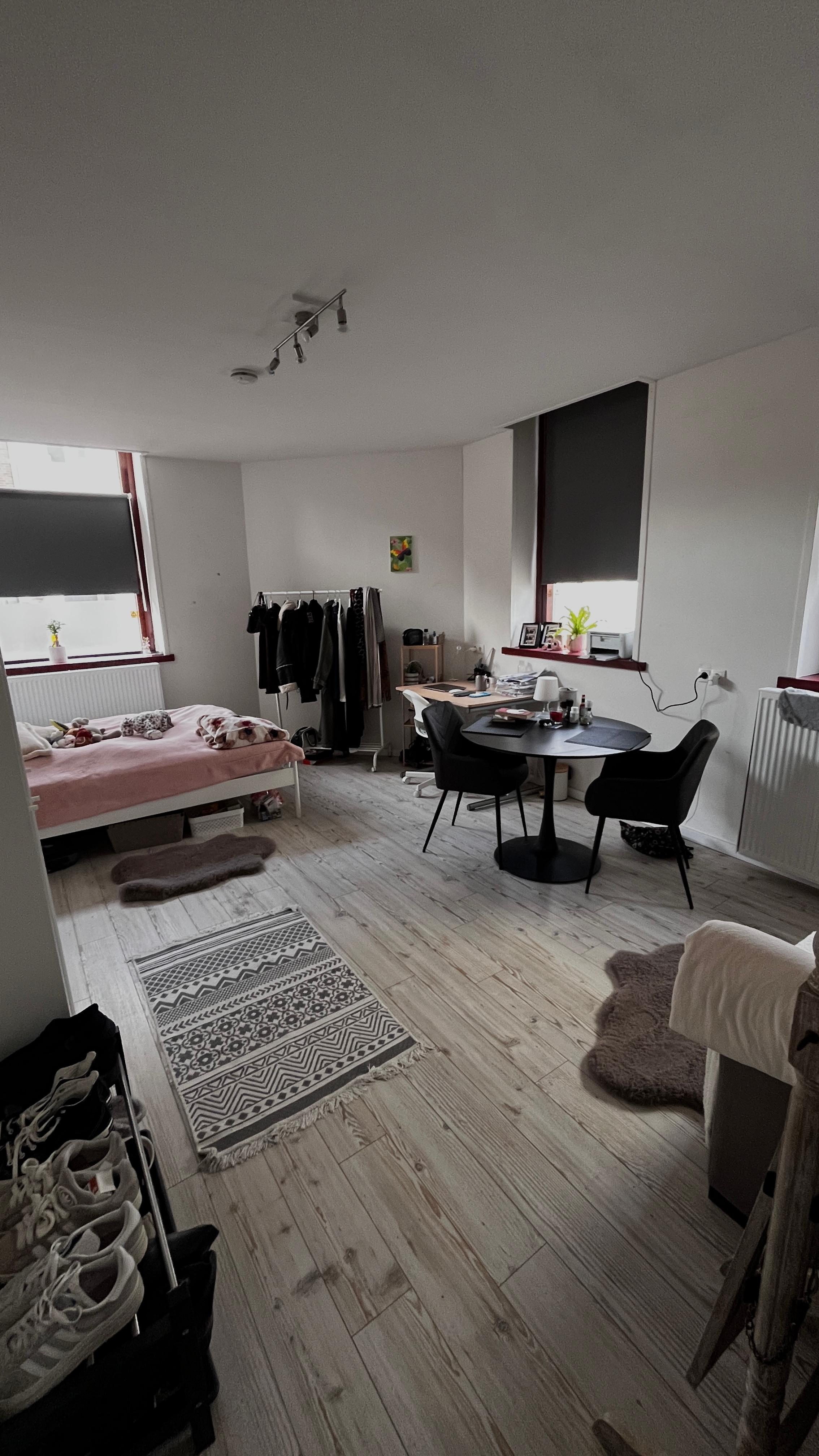 show all photos of Willemstraat