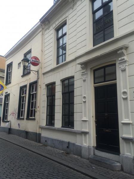 show all photos of Waterstraat