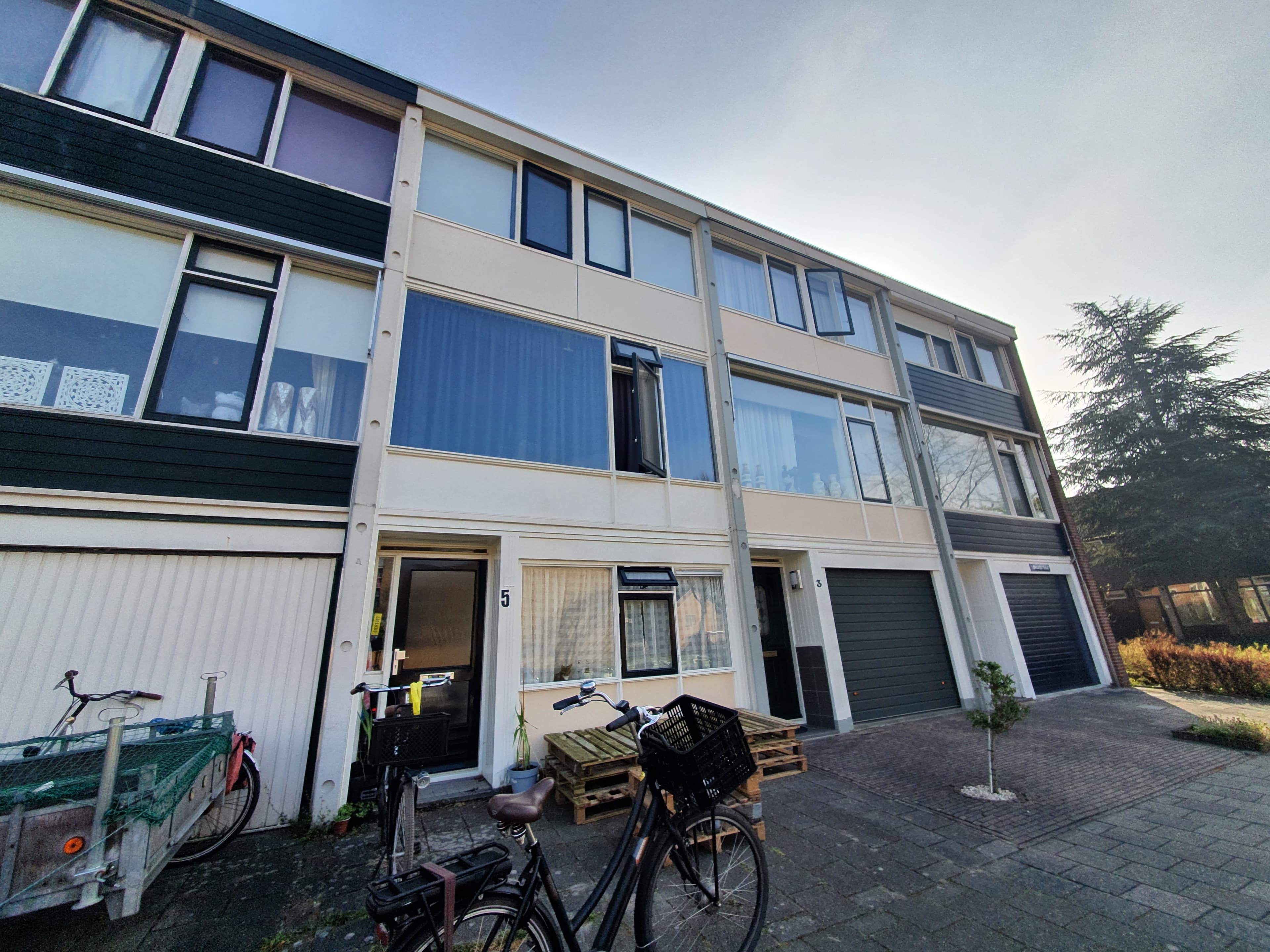 show all photos of Topaasstraat