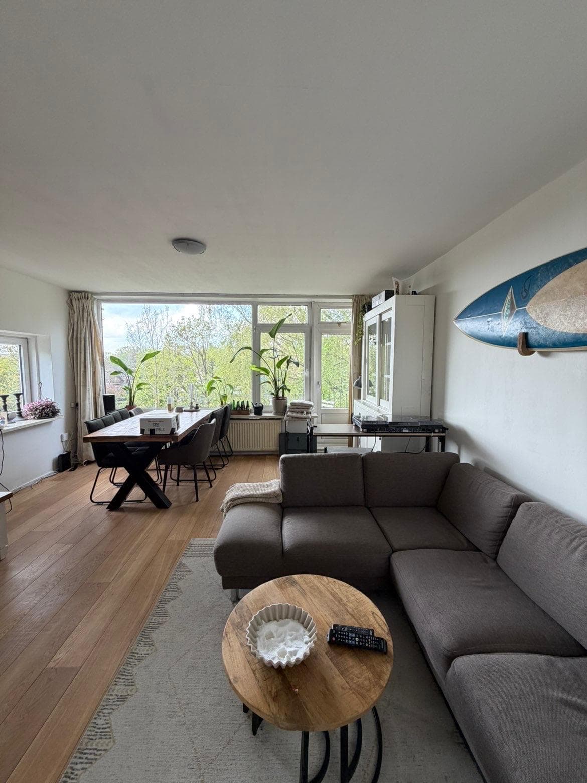 show all photos of Van 't Hoffstraat