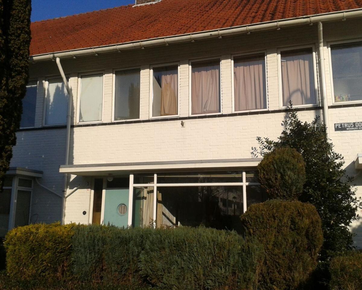 show all photos of Petrus Dondersstraat