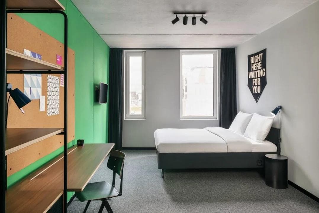 show all photos of Van Leeuwenhoekpark