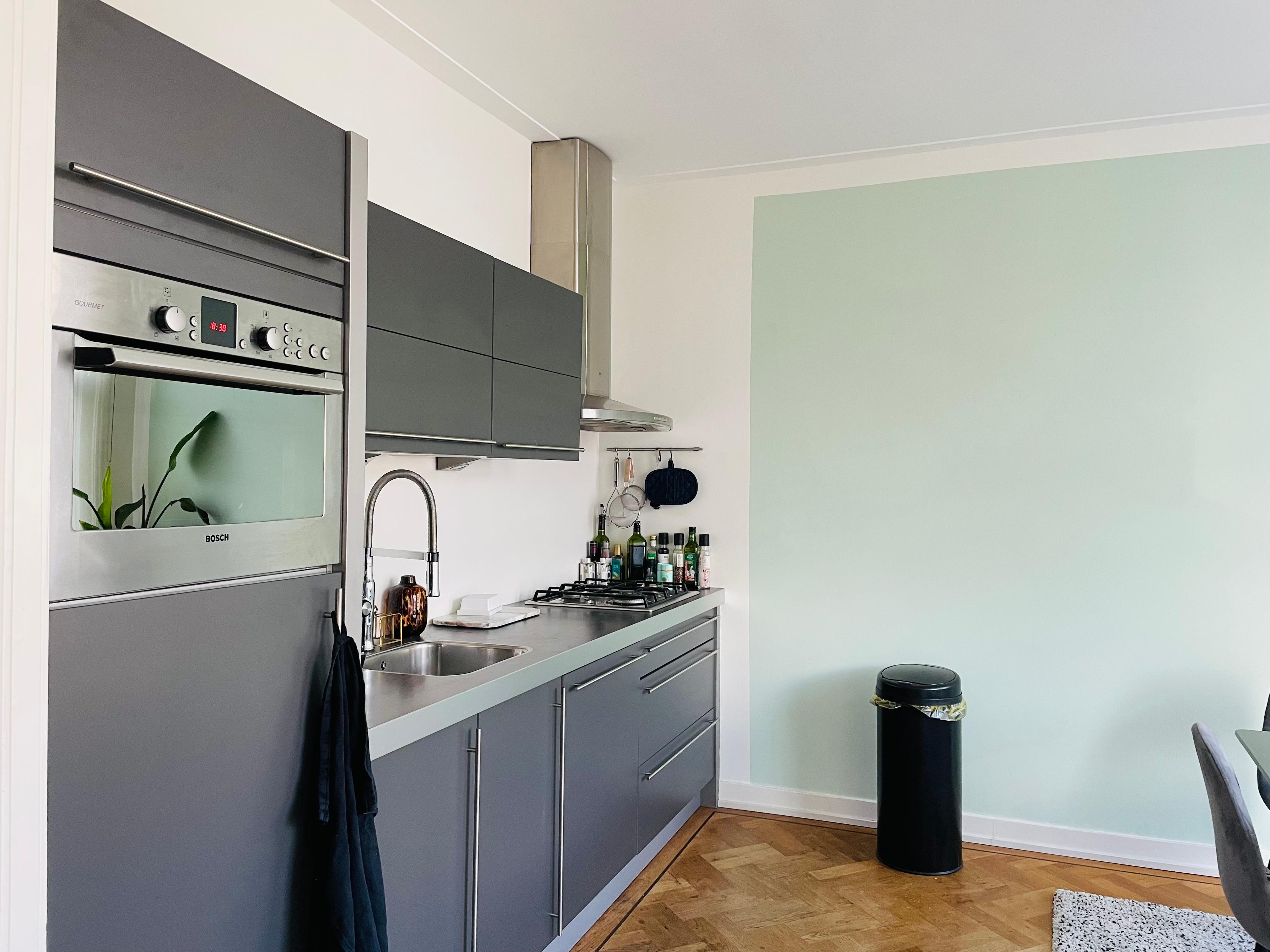 show all photos of Overtoom