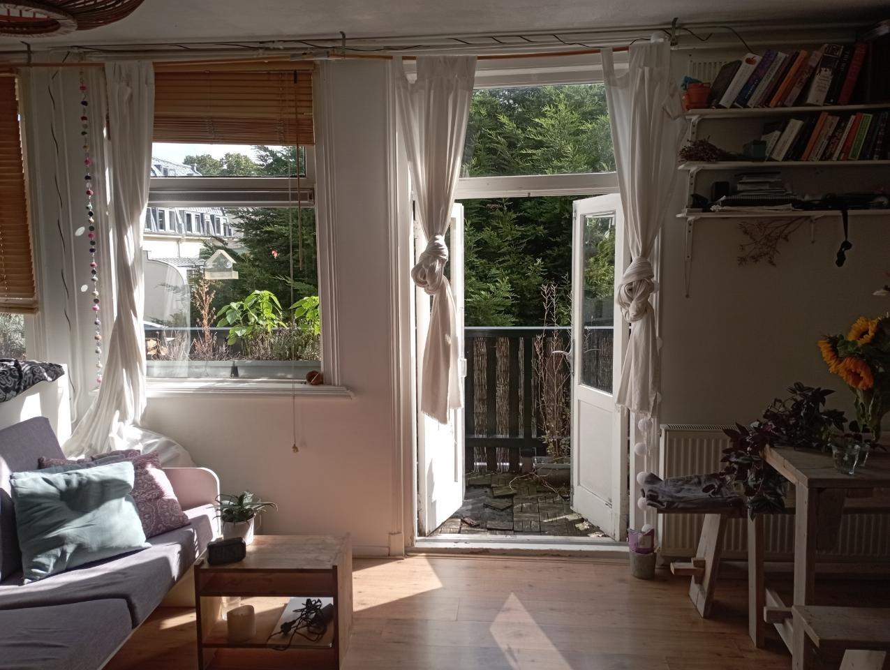 Studio for rent €890 euro Mgr. van de Weteringstraat, Utrecht