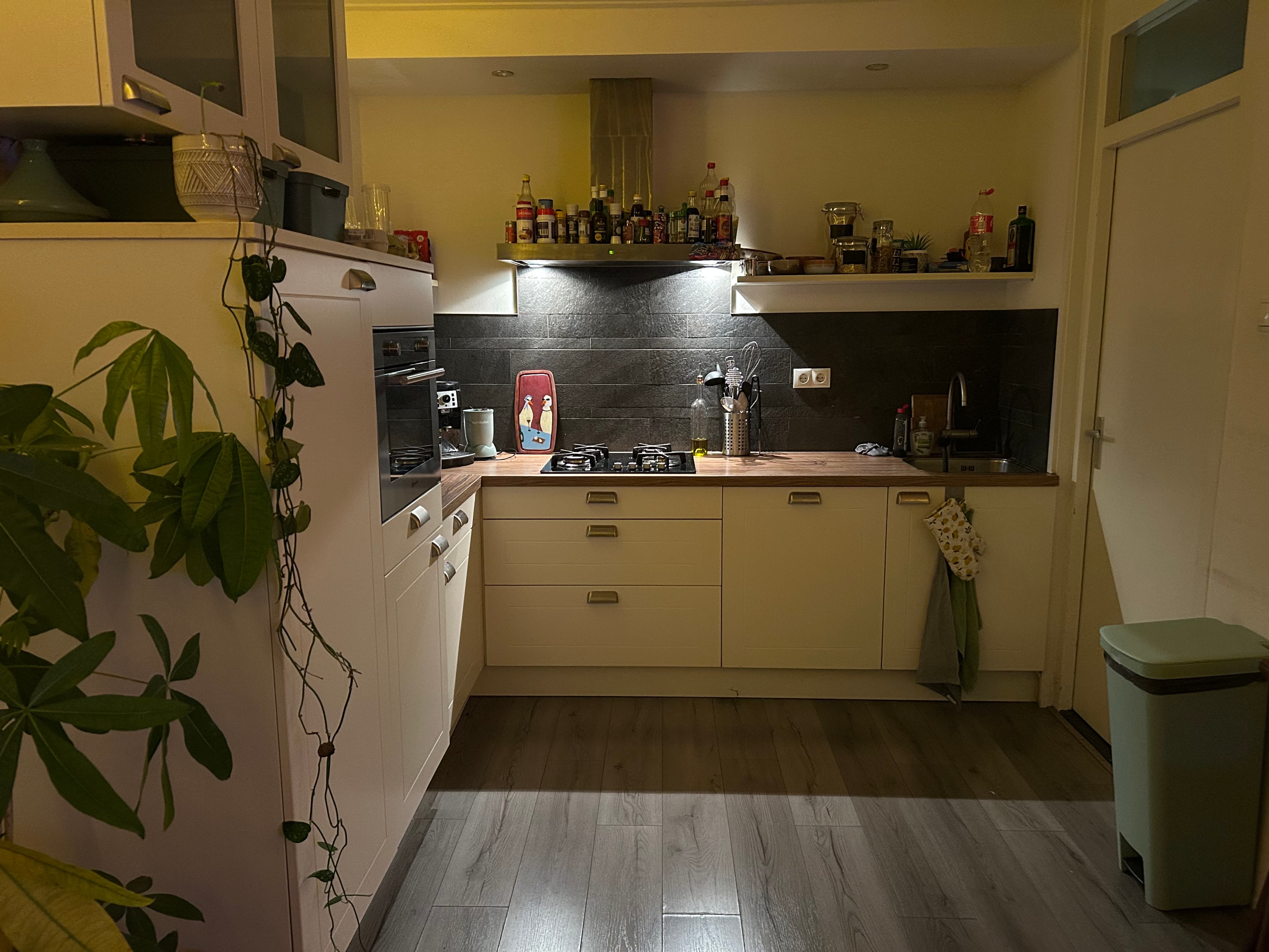 show all photos of Bedumerstraat