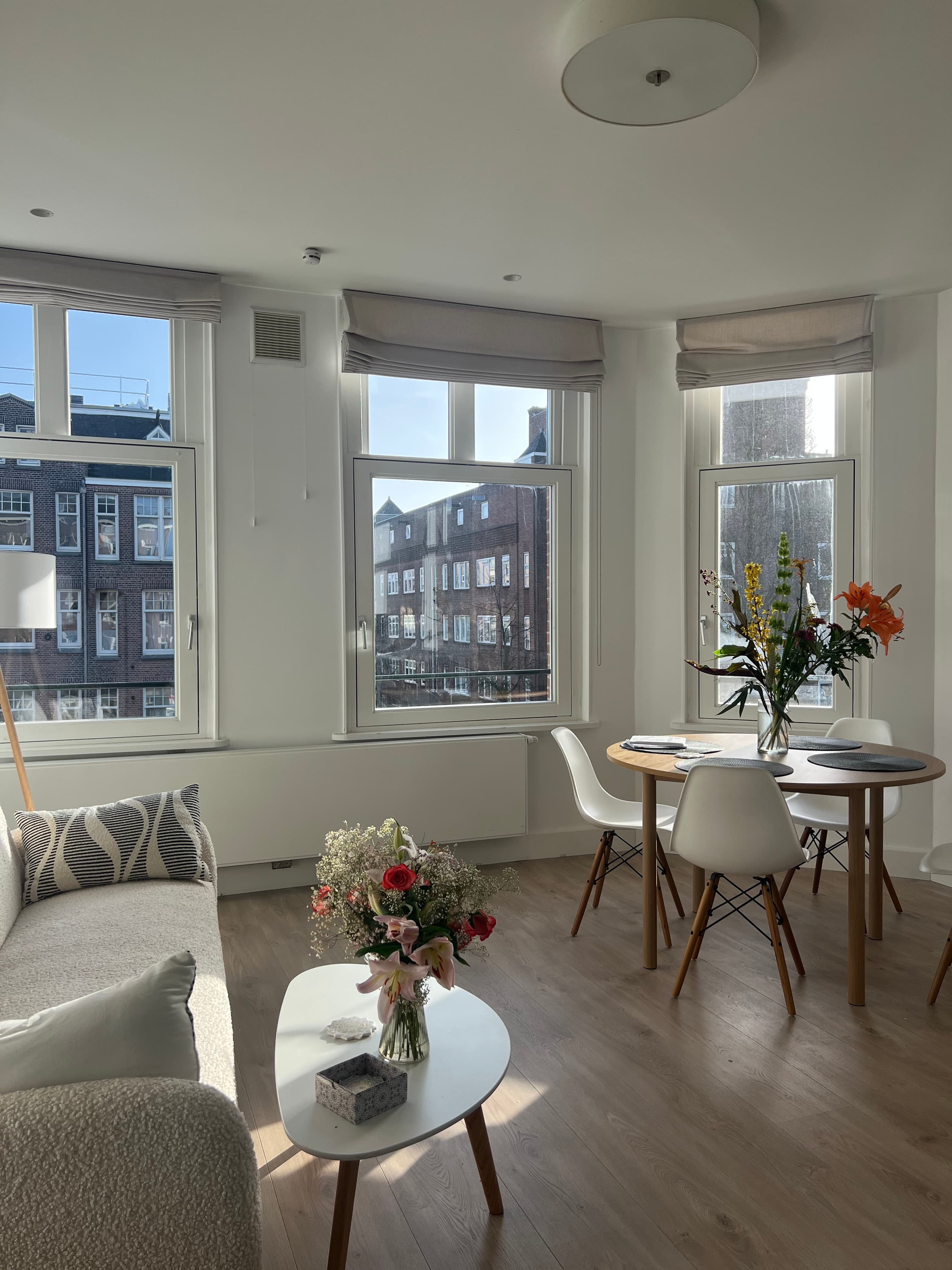 show all photos of Lutmastraat