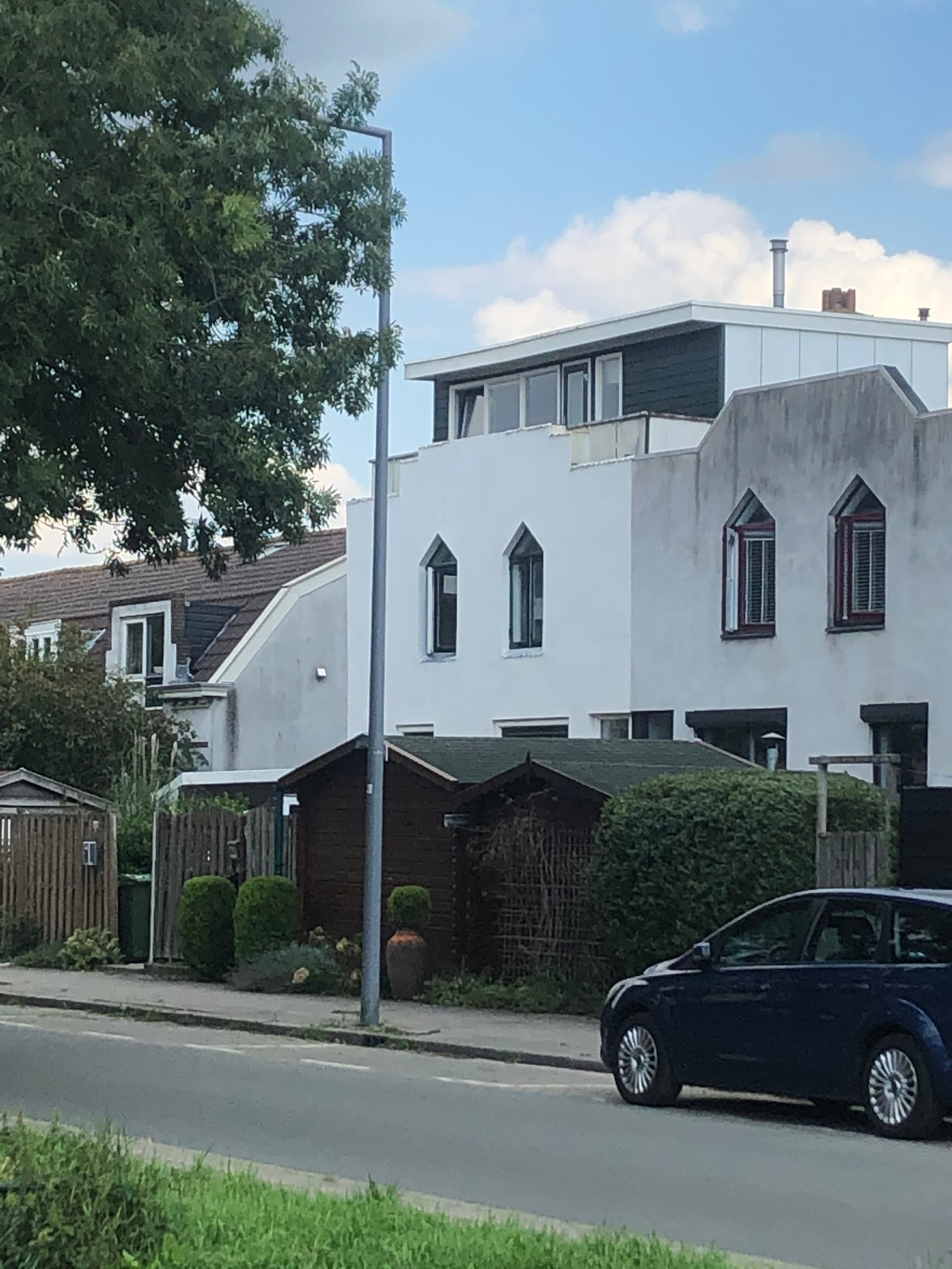 show all photos of IJsselmondselaan