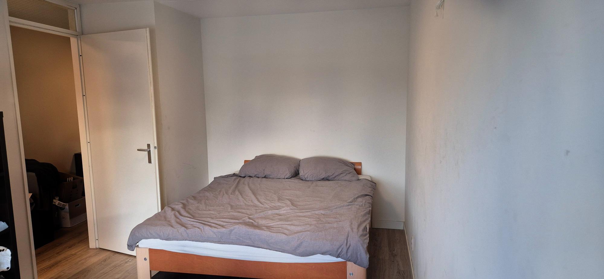 show all photos of Osdorpplein