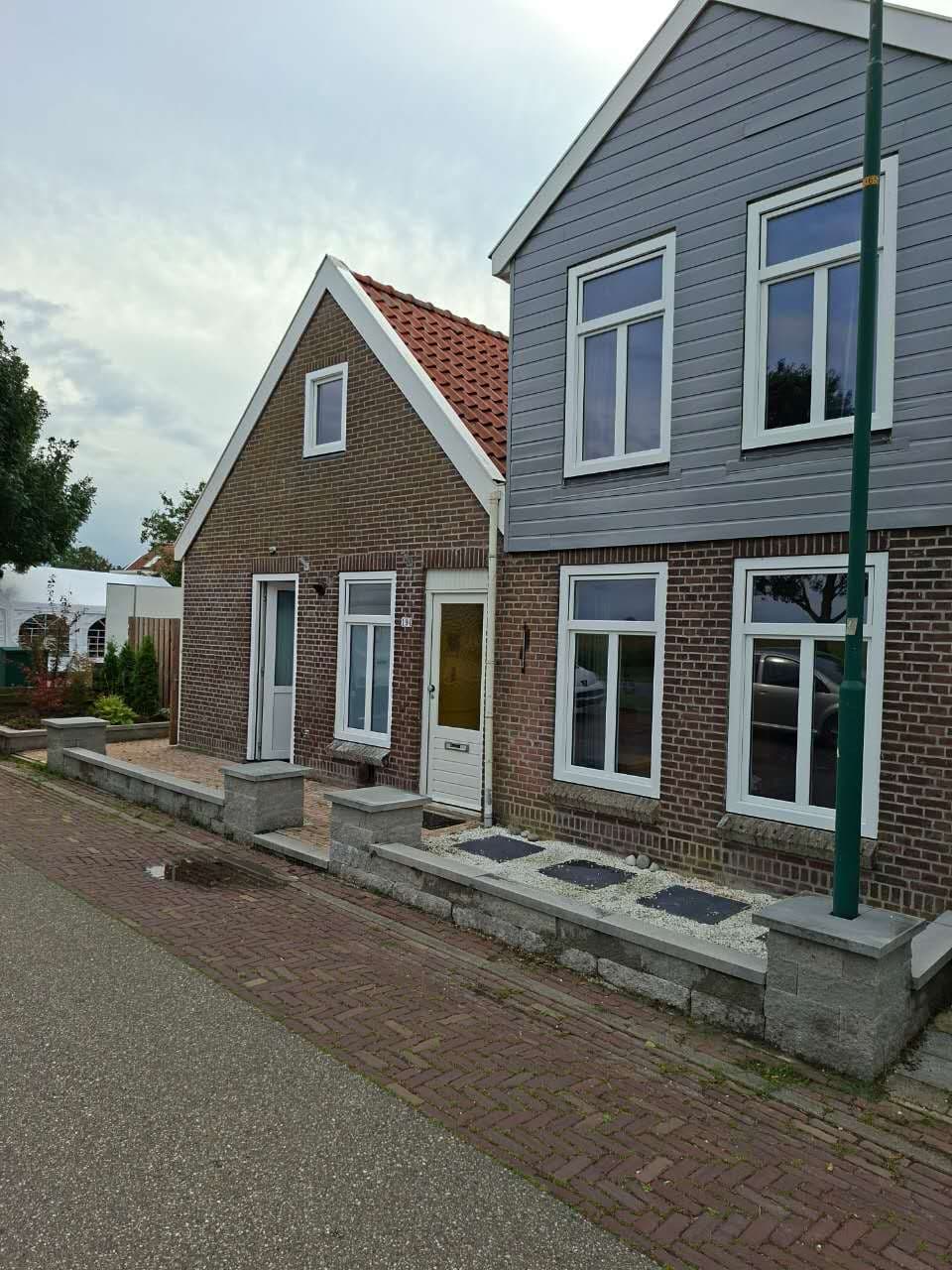 show all photos of Jeltewei