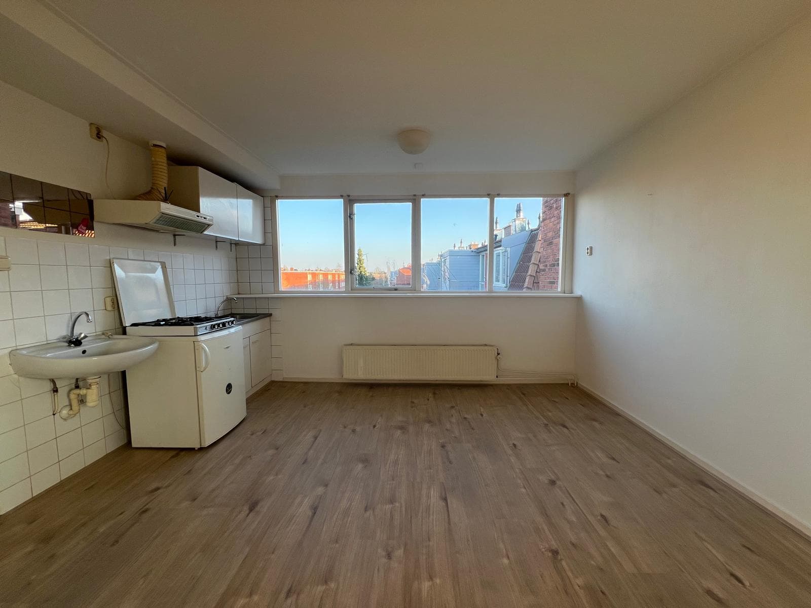 show all photos of Korreweg