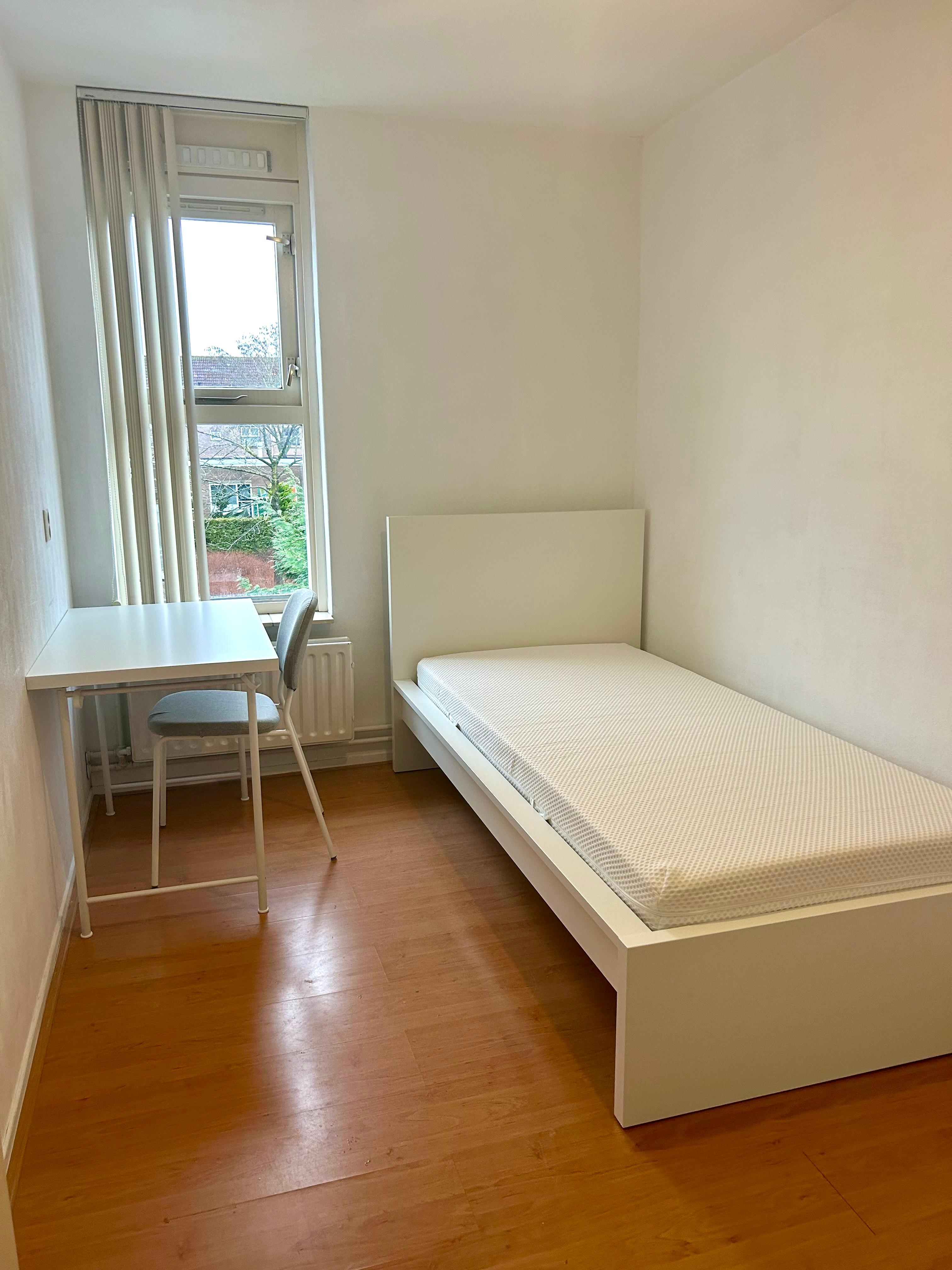 show all photos of Nijmegenweg