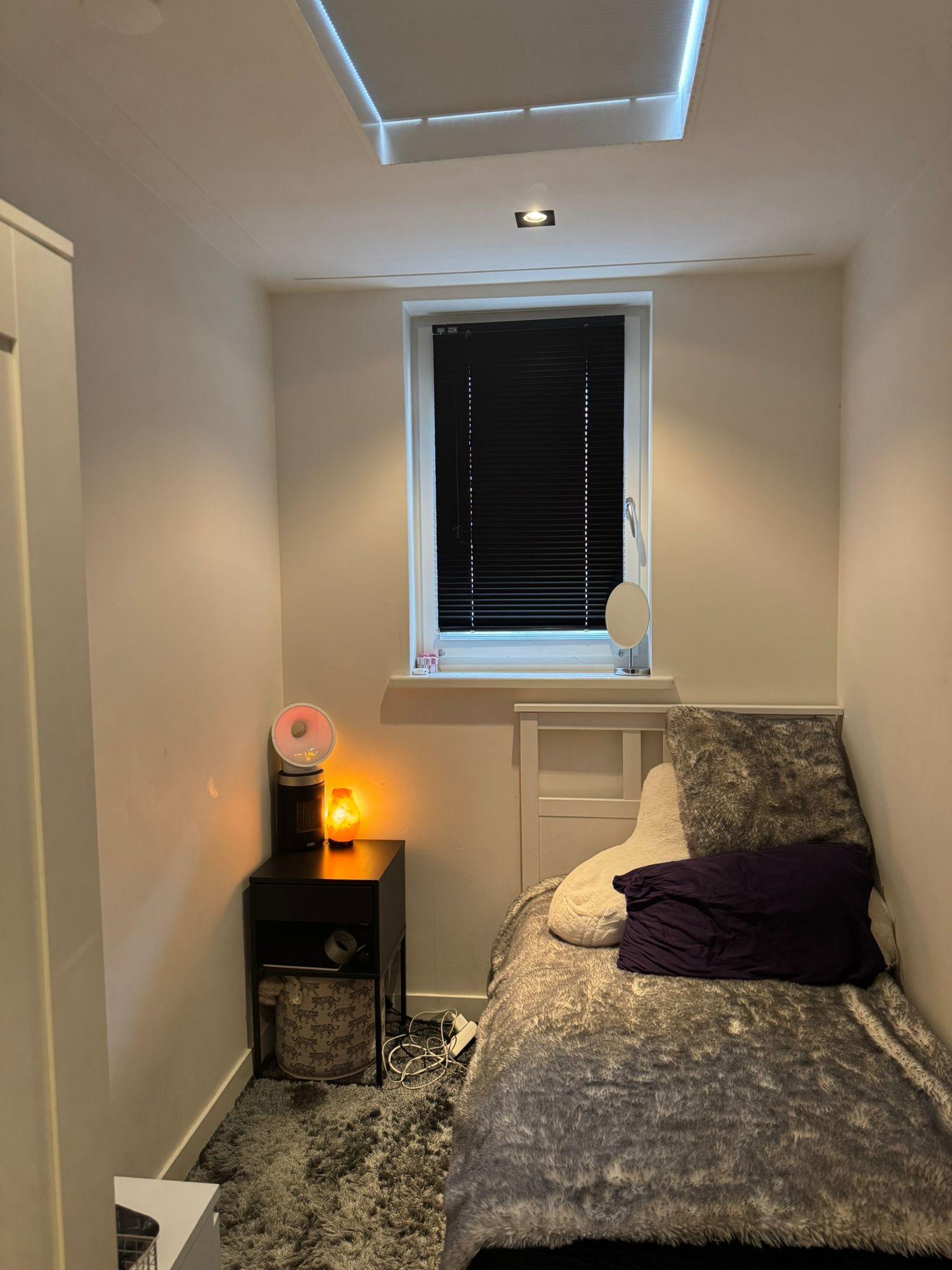 show all photos of Eerste Van der Helststraat