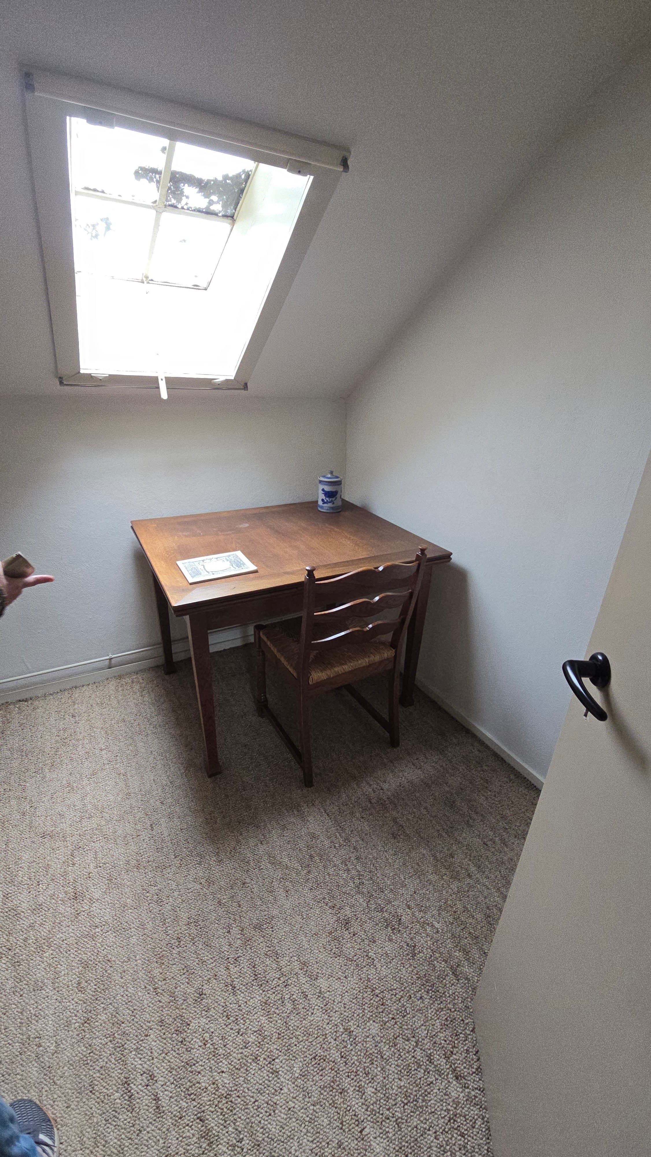 show all photos of Overeindseweg