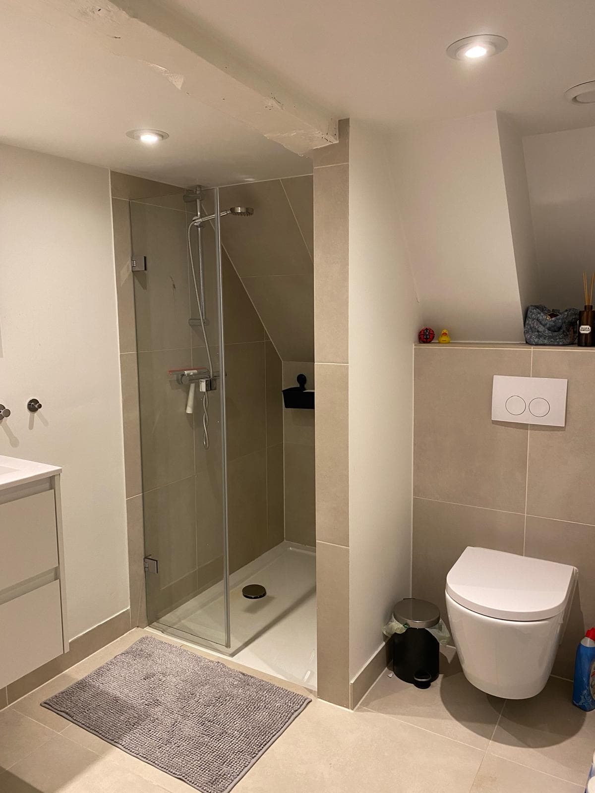 show all photos of Nieuwezijds Voorburgwal