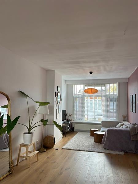 show all photos of Hendrik van Deventerstraat