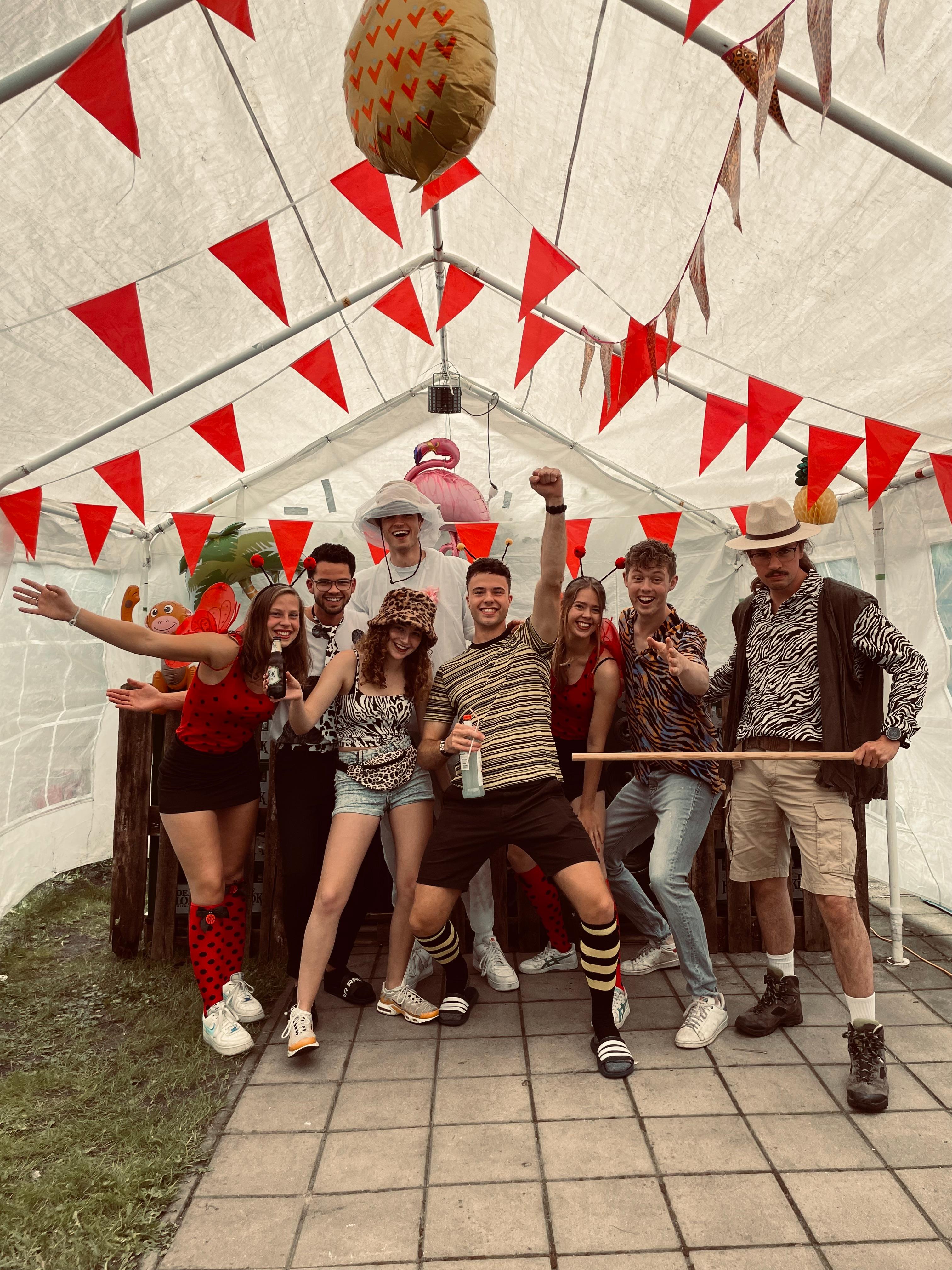 show all photos of Volksparksingel